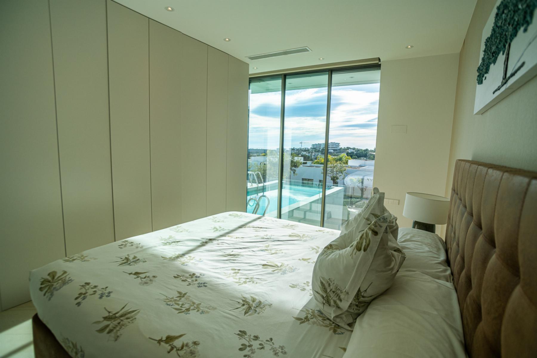 Resale - 3 Bedroom 2 Bathroom Villa in Orihuela Costa - Orihuela Costa - Alicante