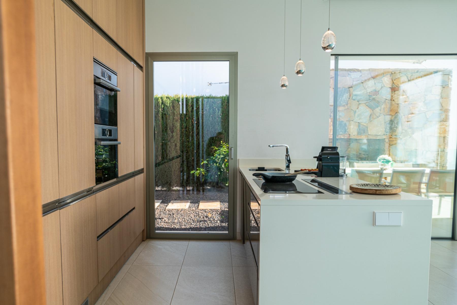 Resale - 3 Bedroom 2 Bathroom Villa in Orihuela Costa - Orihuela Costa - Alicante