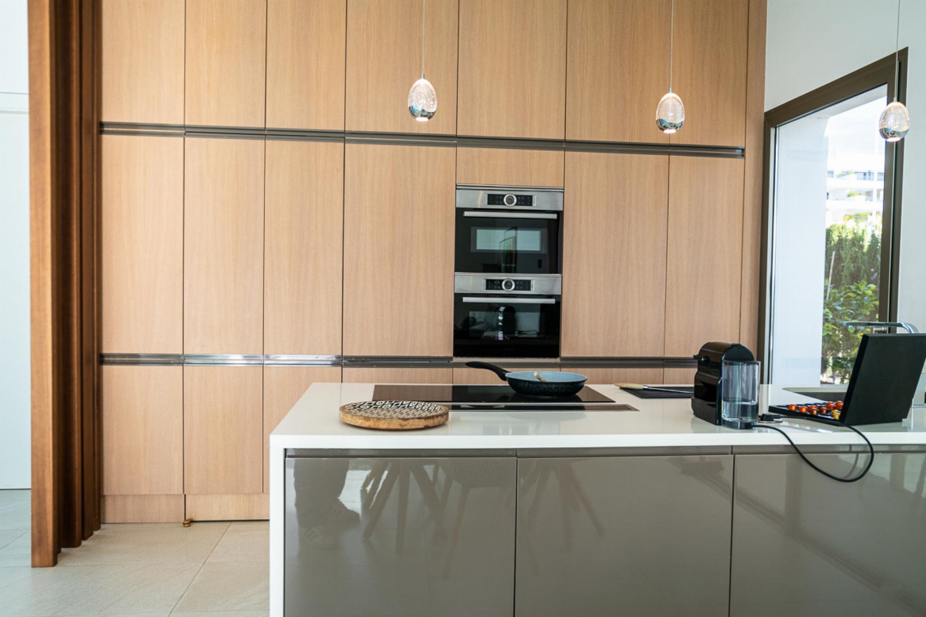 Resale - 3 Bedroom 2 Bathroom Villa in Orihuela Costa - Orihuela Costa - Alicante