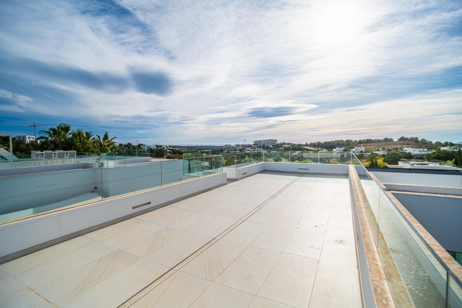 Resale - 3 Bedroom 2 Bathroom Villa in Orihuela Costa - Orihuela Costa - Alicante