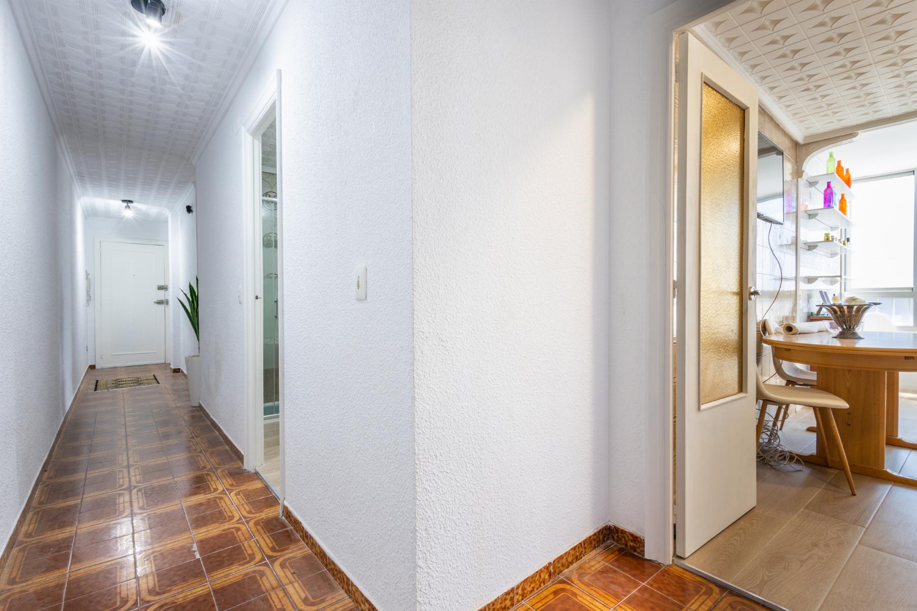 Resale - 2 Bedroom 1 Bathroom Apartamento in Torrevieja - Playa del Acequión - Alicante