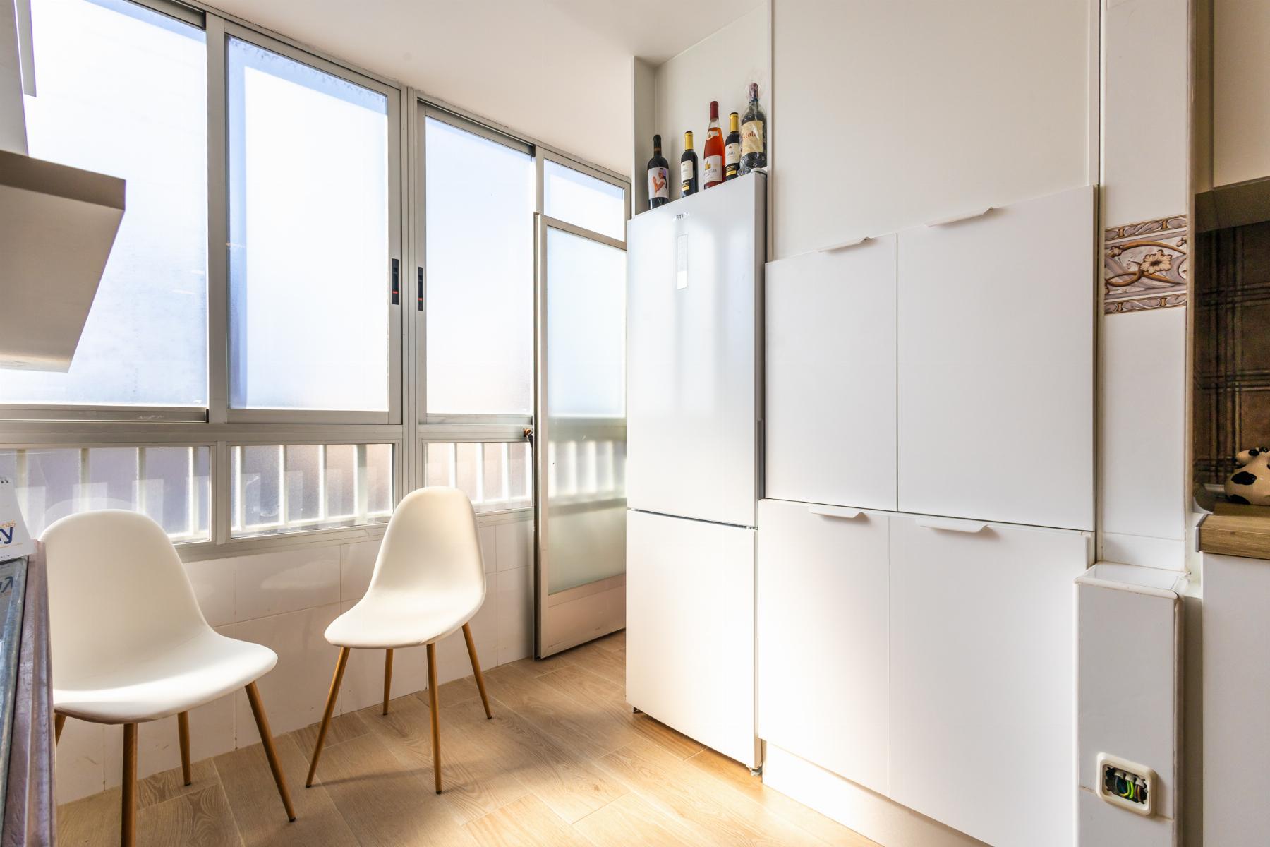 Resale - 2 Bedroom 1 Bathroom Apartamento in Torrevieja - Playa del Acequión - Alicante