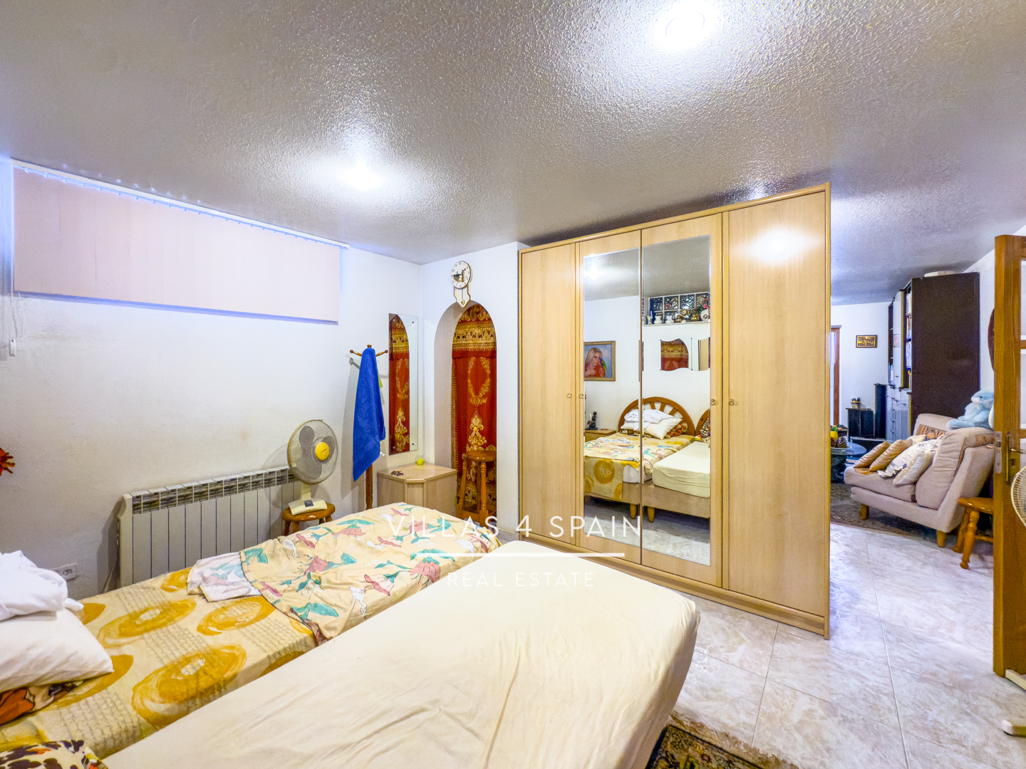 Resale - Copy: 4 Bedroom 3 Bathroom Villa In ciudad quesada La Marquesa Golf Course - av. del recorral  - Alicante