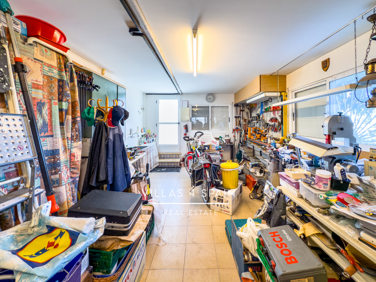 Resale - Copy: 4 Bedroom 3 Bathroom Villa In ciudad quesada La Marquesa Golf Course - av. del recorral  - Alicante