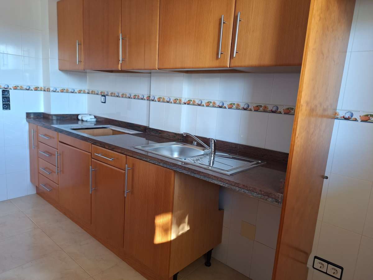 Resale - 3 Bedroom 2 Bathroom Apartment in Villamartín -  - Alicante