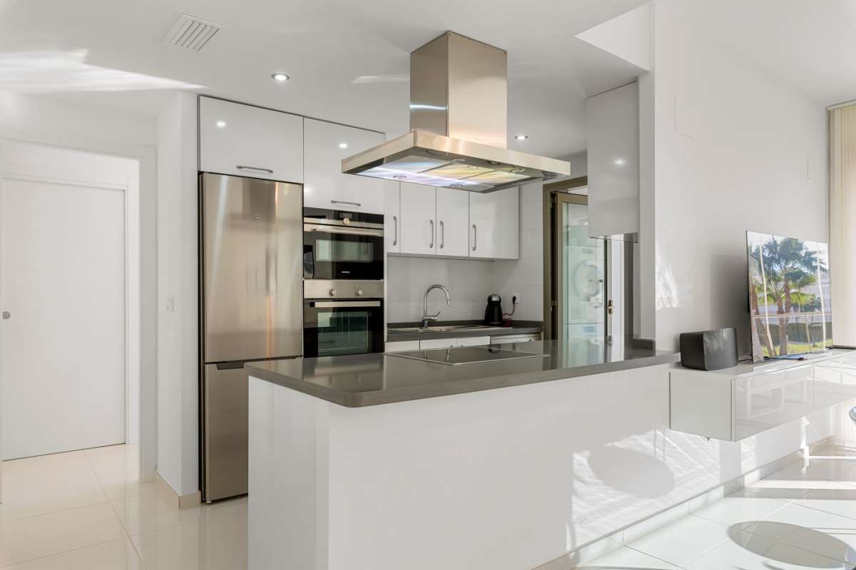 Resale - 2 Bedroom 2 Bathroom Apartment in Villamartín -  - Alicante