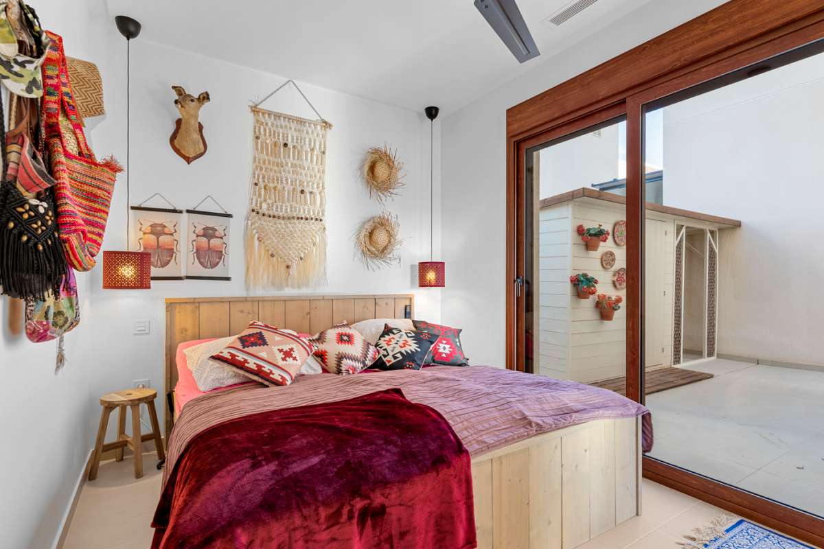 Resale - 3 Bedroom 2 Bathroom Villa in Benijófar -  - Alicante