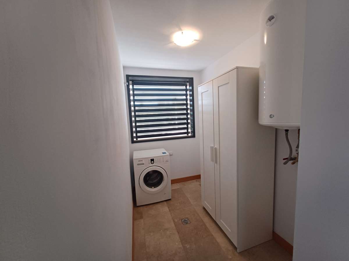 Resale - 2 Bedroom 2 Bathroom Apartment in Dehesa de Campoamor -  - Alicante