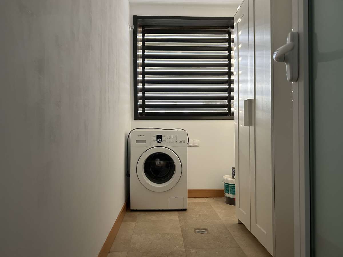 Resale - 2 Bedroom 2 Bathroom Apartment in Dehesa de Campoamor -  - Alicante