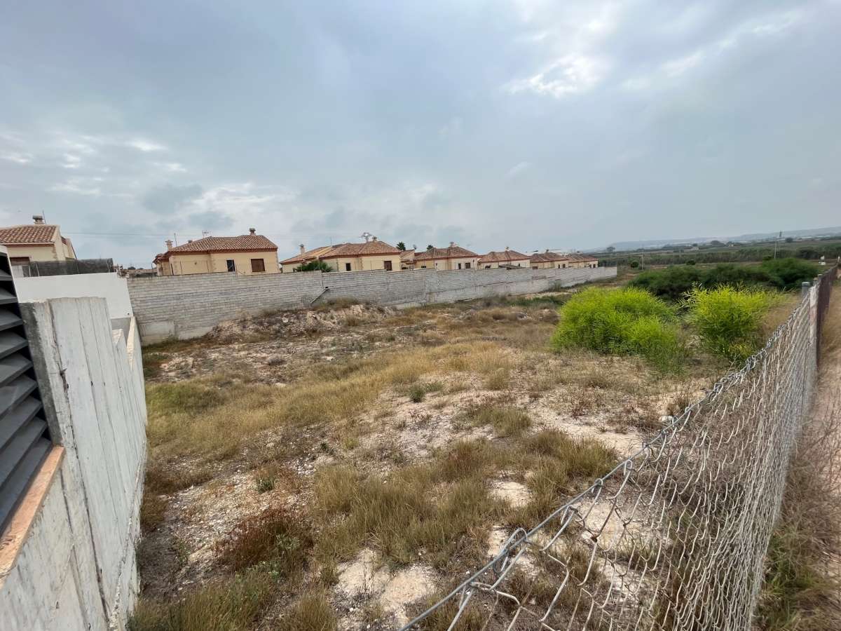 Resale - Plot in San Fulgencio -  - Alicante