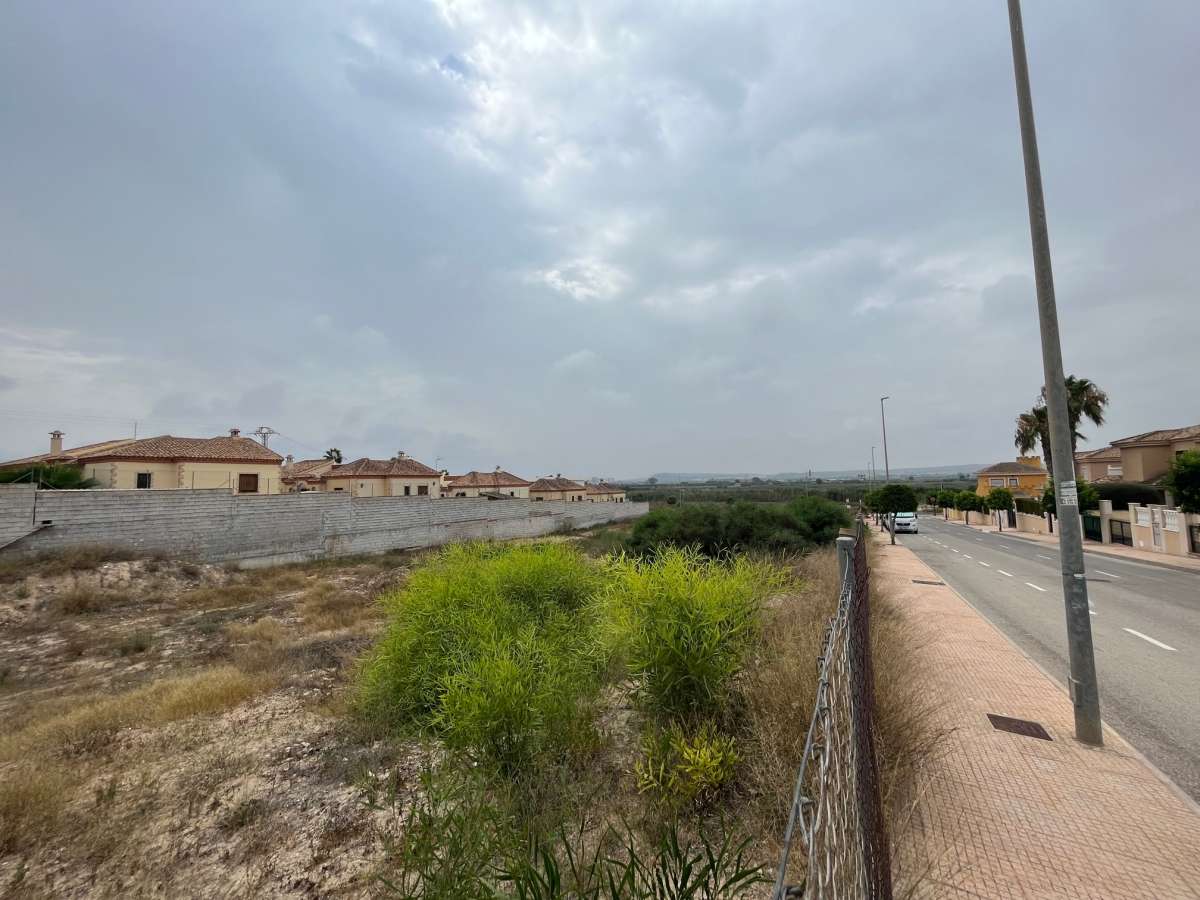 Resale - Plot in San Fulgencio -  - Alicante