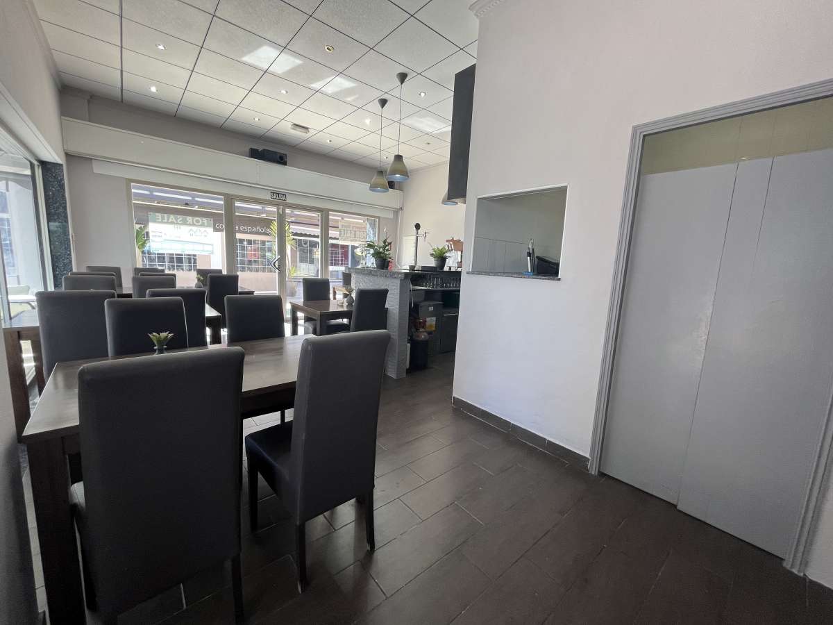 Resale - Commercial in Dehesa de Campoamor -  - Alicante