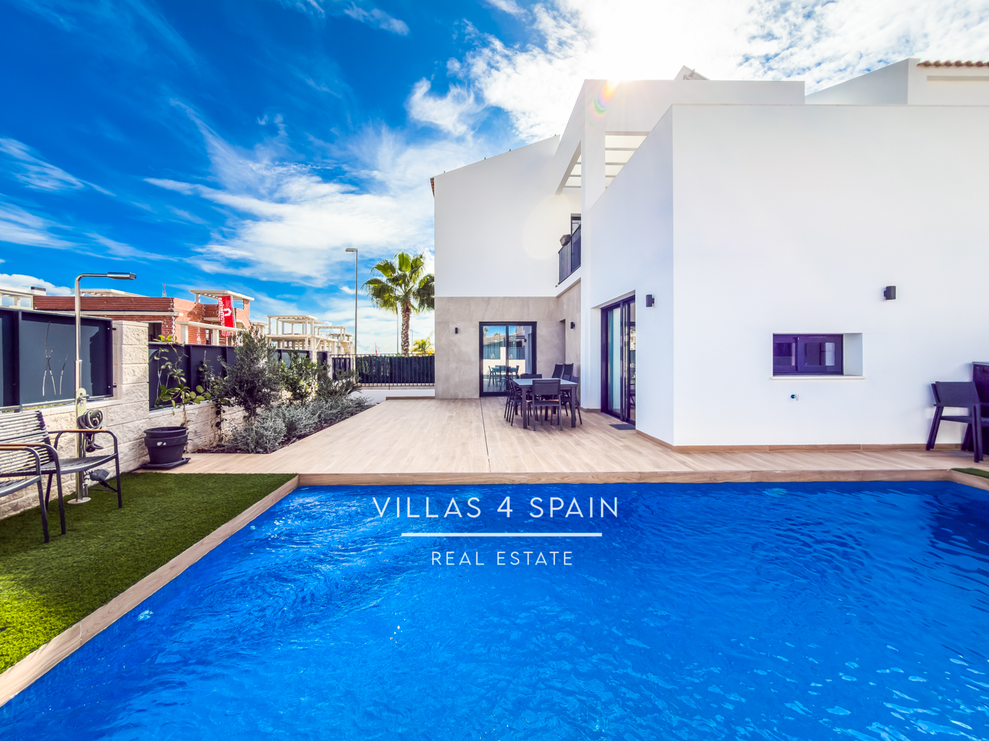 Resale - 4/5 bed 3 bath modern villa in Ciudad Quesada - c numero 8 - Alicante