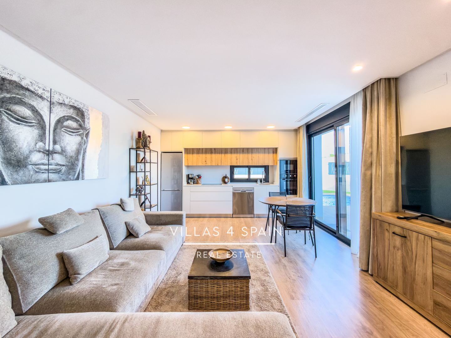 Resale - 4/5 bed 3 bath modern villa in Ciudad Quesada - c numero 8 - Alicante