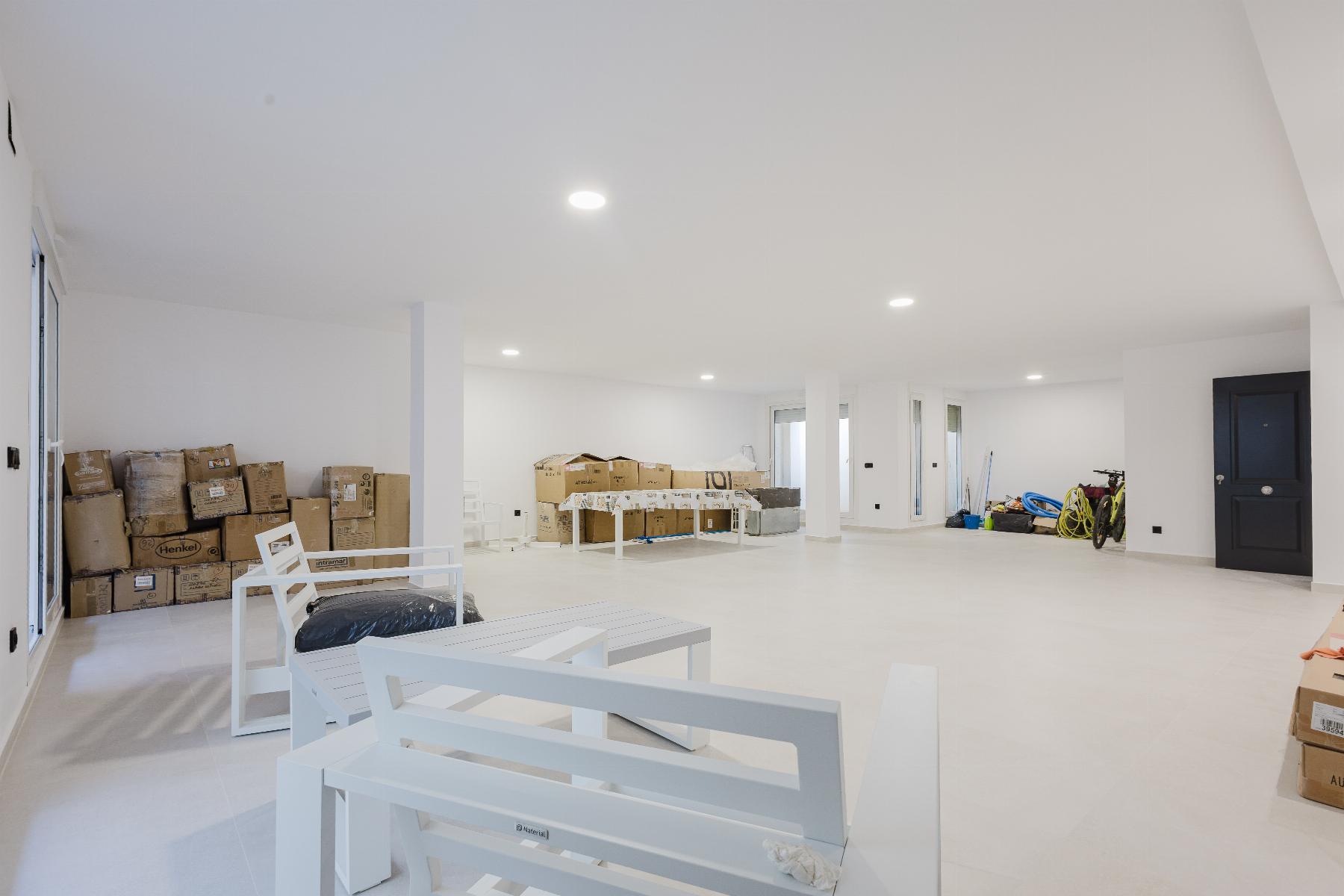 Resale - 4 Bedroom 4 Bathroom Villa in Algorfa - Campo de Golf - Algorfa - Alicante