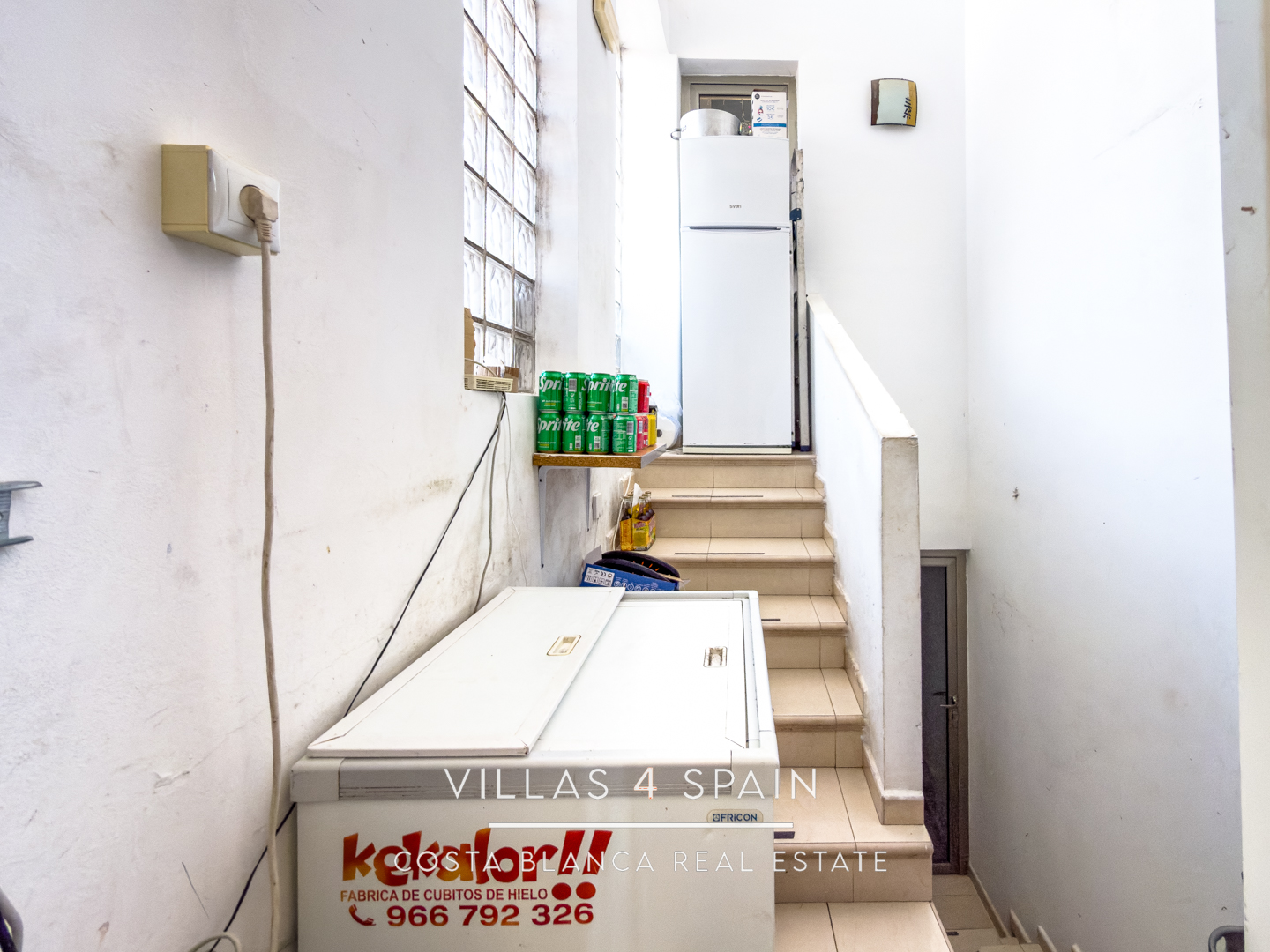 Resale - Business for sale / transfer in Ciudad Quesada High street - avda. de las naciones - Alicante