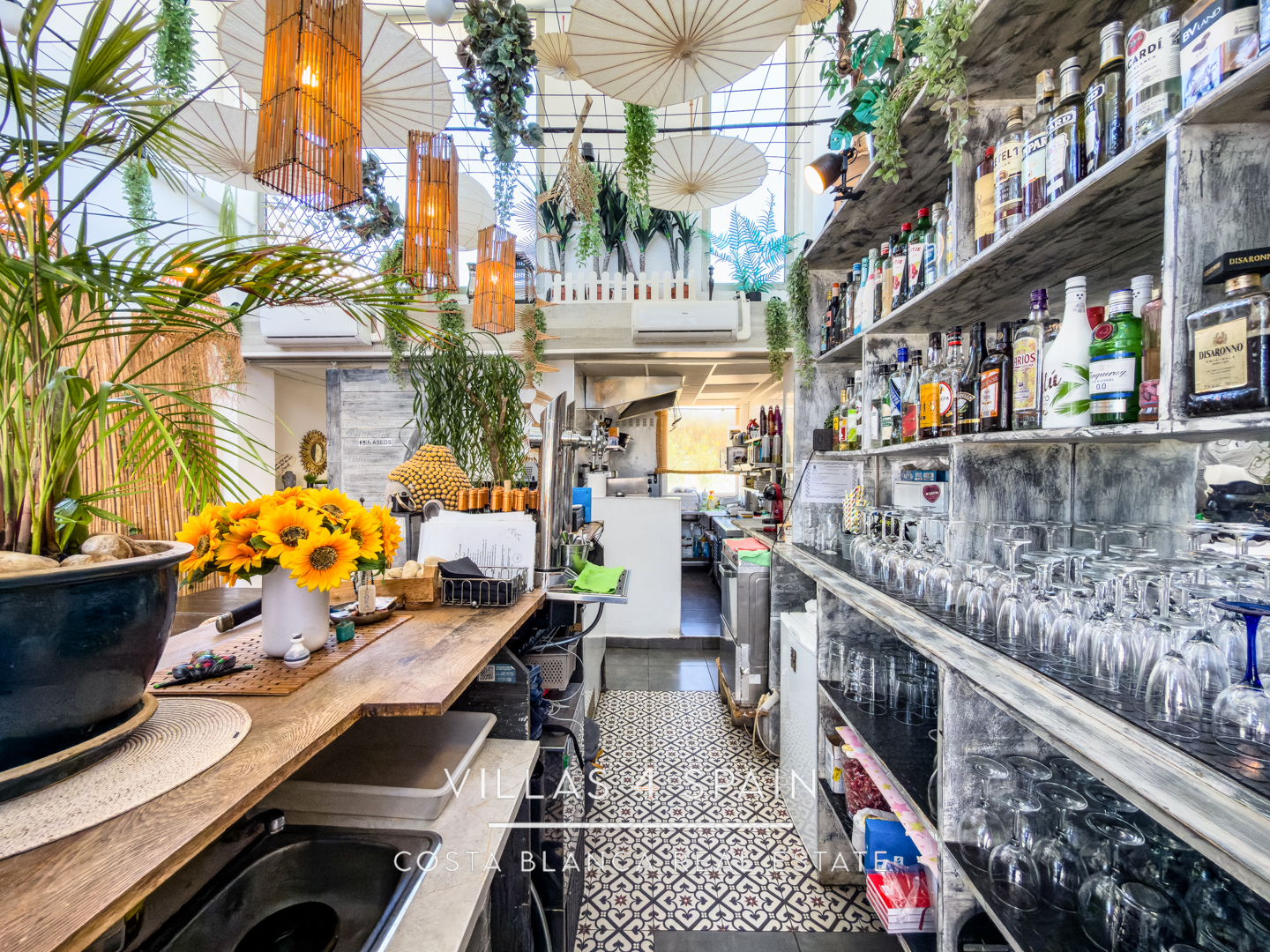 Resale - Business for sale / transfer in Ciudad Quesada High street - avda. de las naciones - Alicante