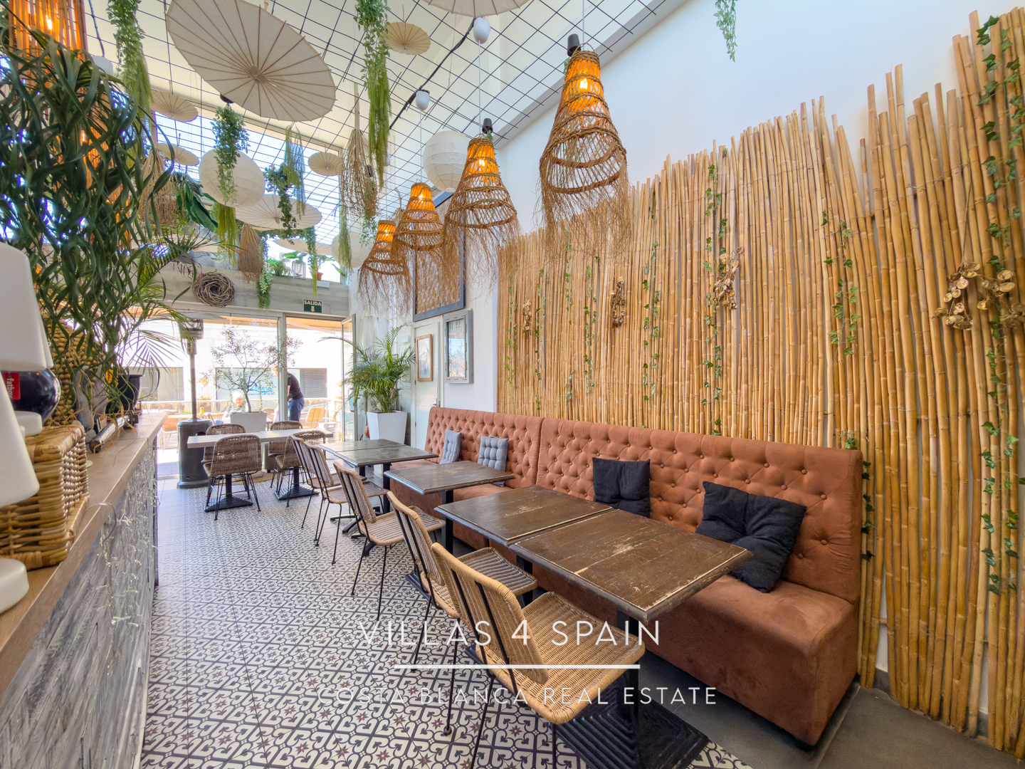 Resale - Business for sale / transfer in Ciudad Quesada High street - avda. de las naciones - Alicante