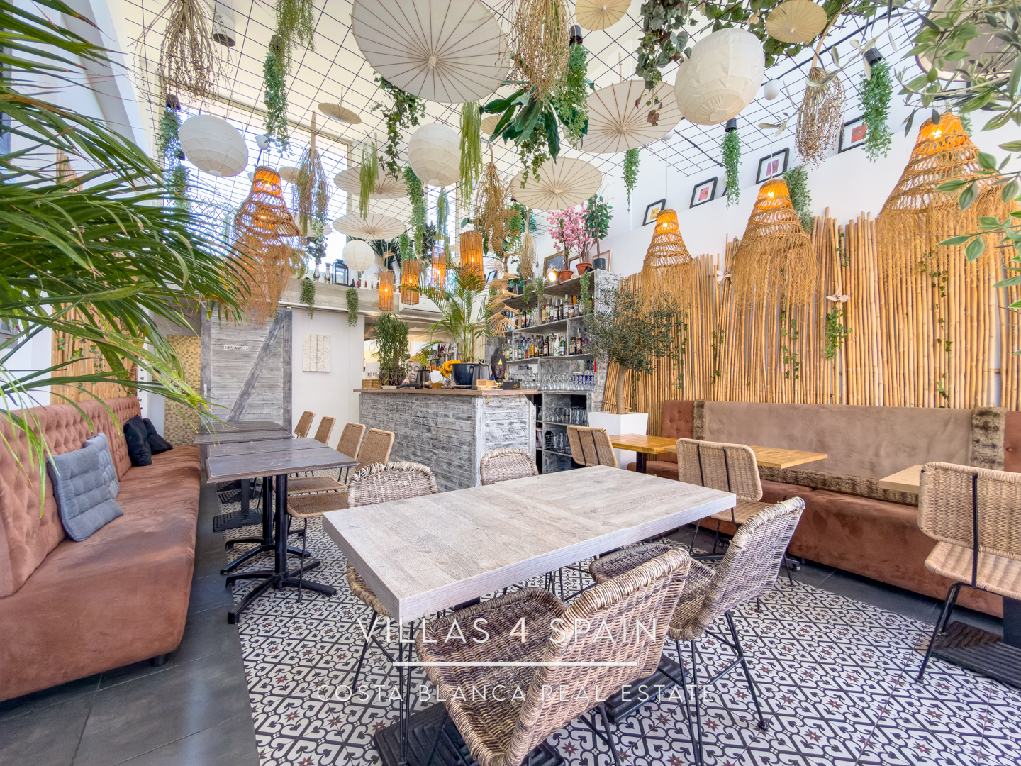 Resale - Business for sale / transfer in Ciudad Quesada High street - avda. de las naciones - Alicante