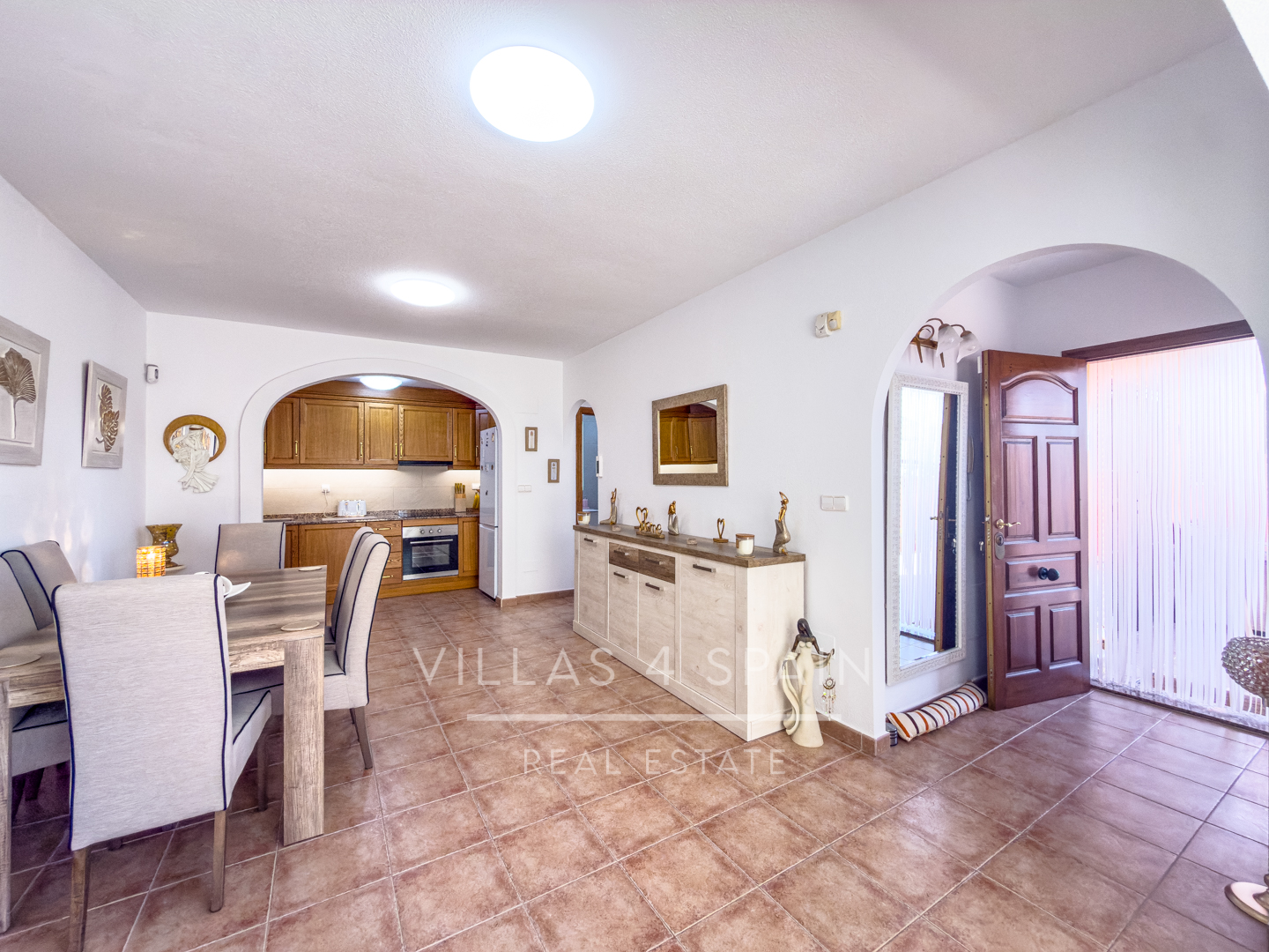Resale - 2 Bed 2 bath villa with roof terrace & community pool in Fortuna - calle cam. de cieza  - Murcia