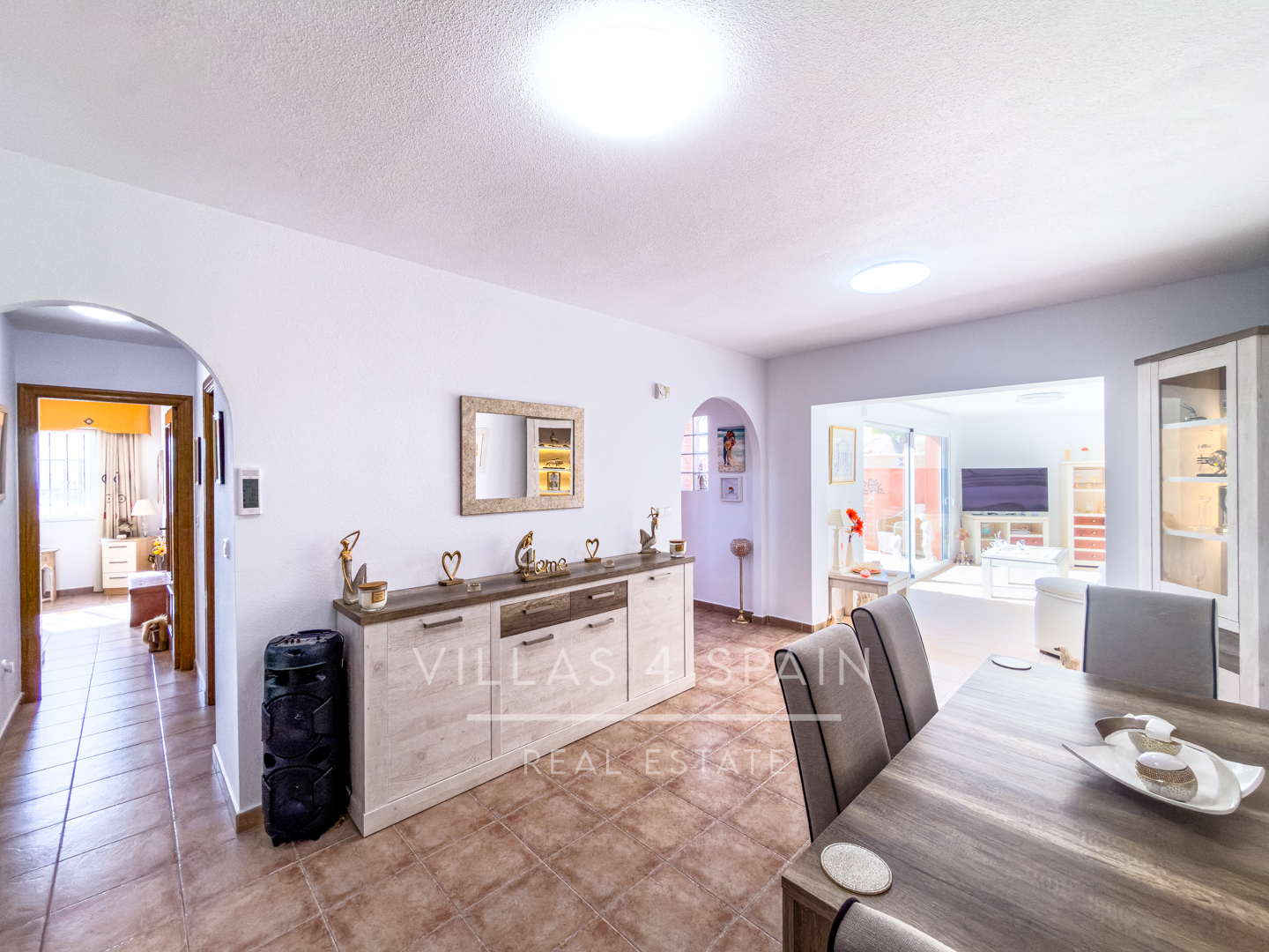 Resale - 2 Bed 2 bath villa with roof terrace & community pool in Fortuna - calle cam. de cieza  - Murcia