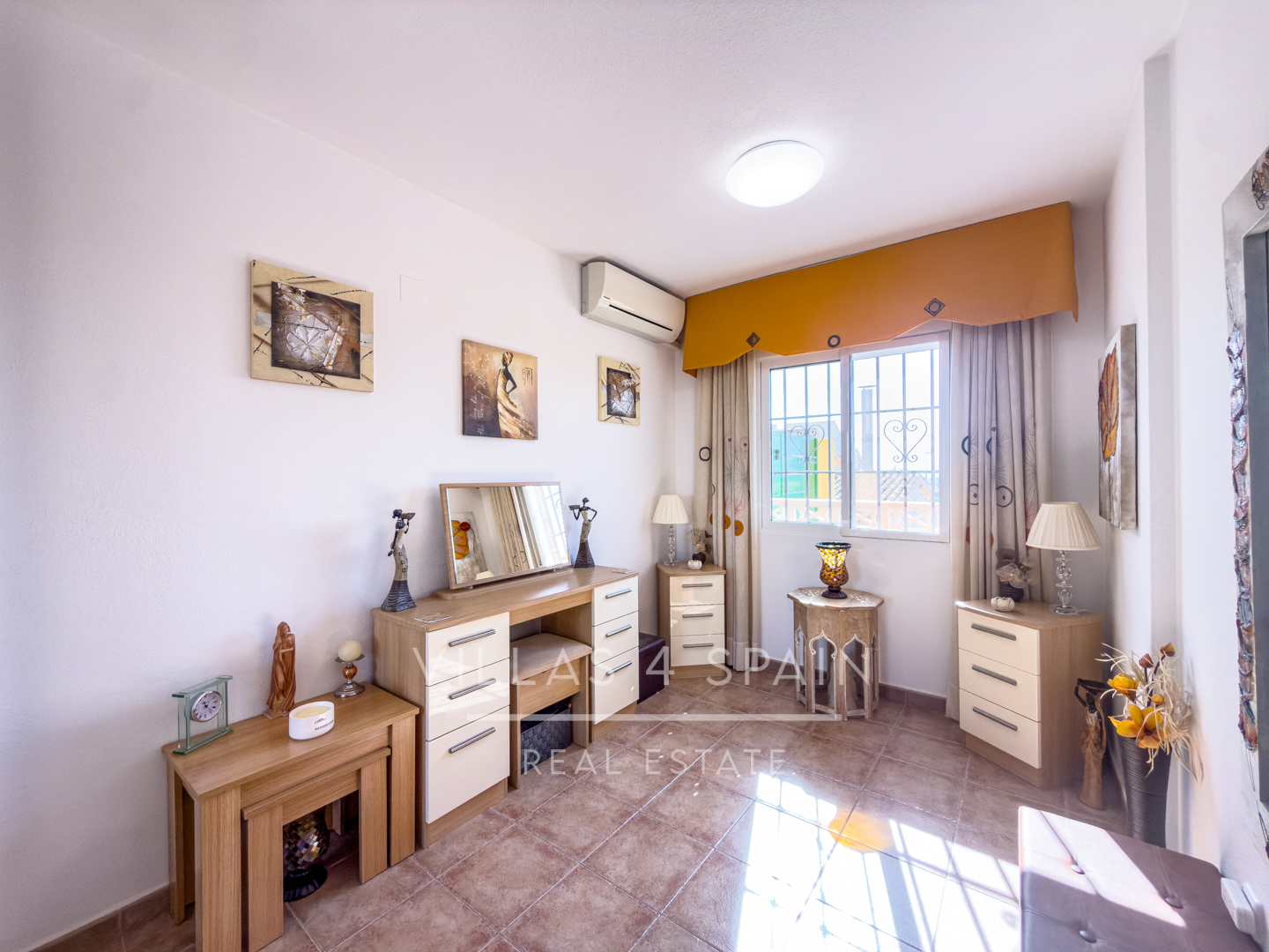 Resale - 2 Bed 2 bath villa with roof terrace & community pool in Fortuna - calle cam. de cieza  - Murcia