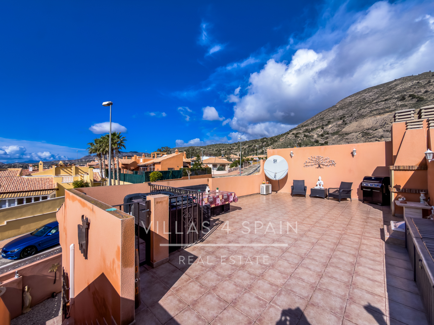 Resale - 2 Bed 2 bath villa with roof terrace & community pool in Fortuna - calle cam. de cieza  - Murcia