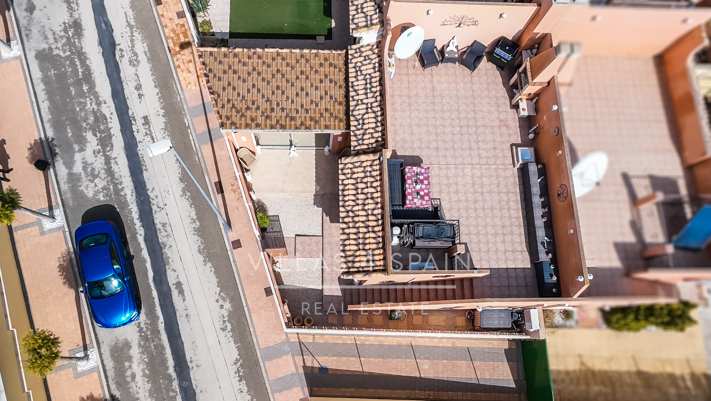 Resale - 2 Bed 2 bath villa with roof terrace & community pool in Fortuna - calle cam. de cieza  - Murcia