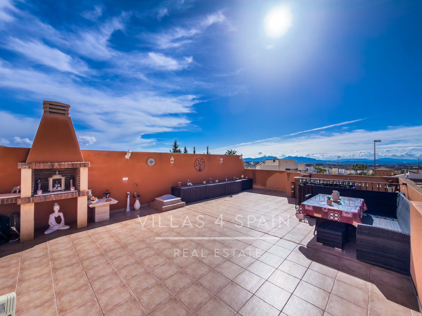 Resale - 2 Bed 2 bath villa with roof terrace & community pool in Fortuna - calle cam. de cieza  - Murcia