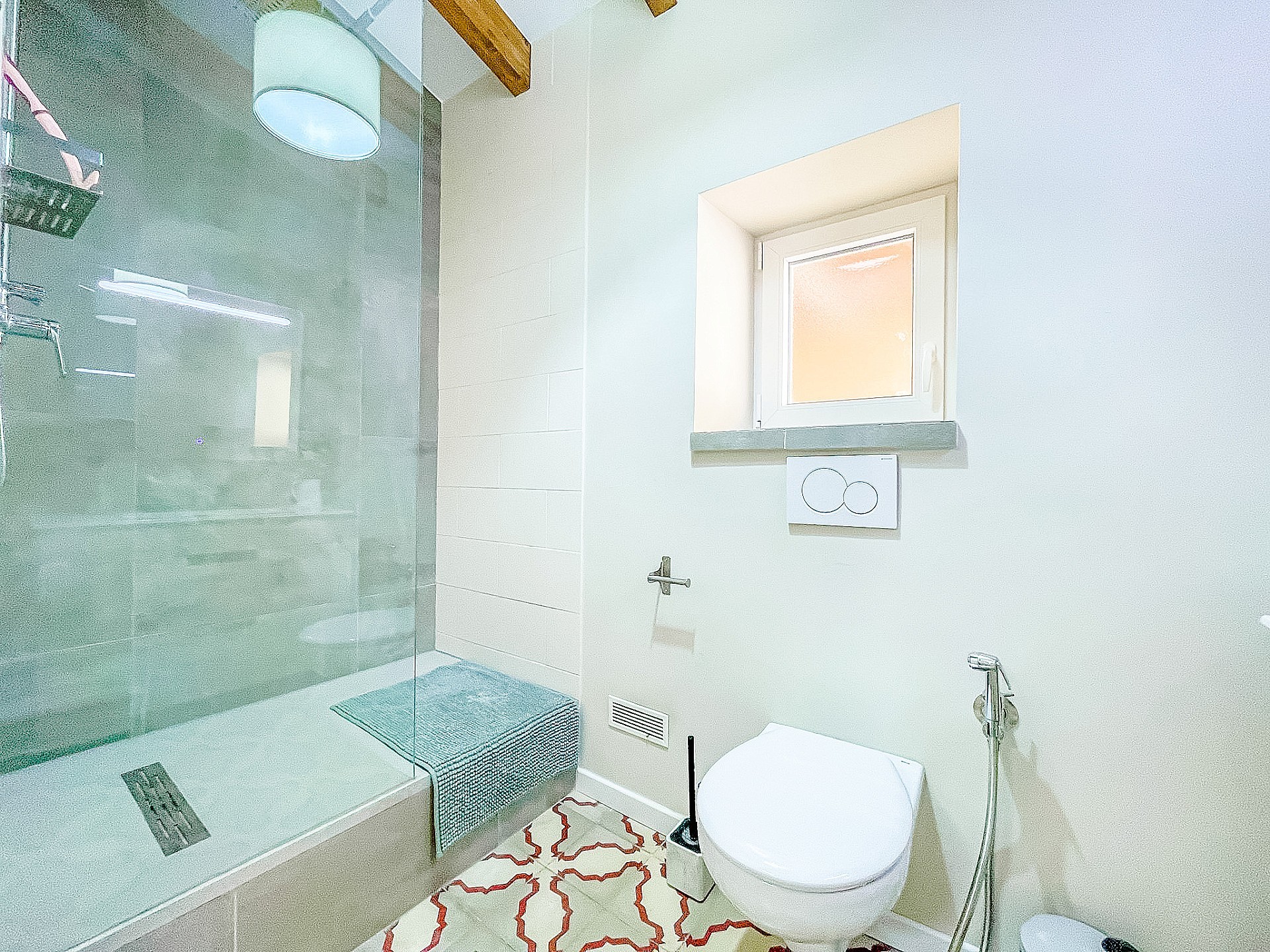 Resale - 3 Bedroom 2 Bathroom Townhouse in Pinoso -  - Alicante