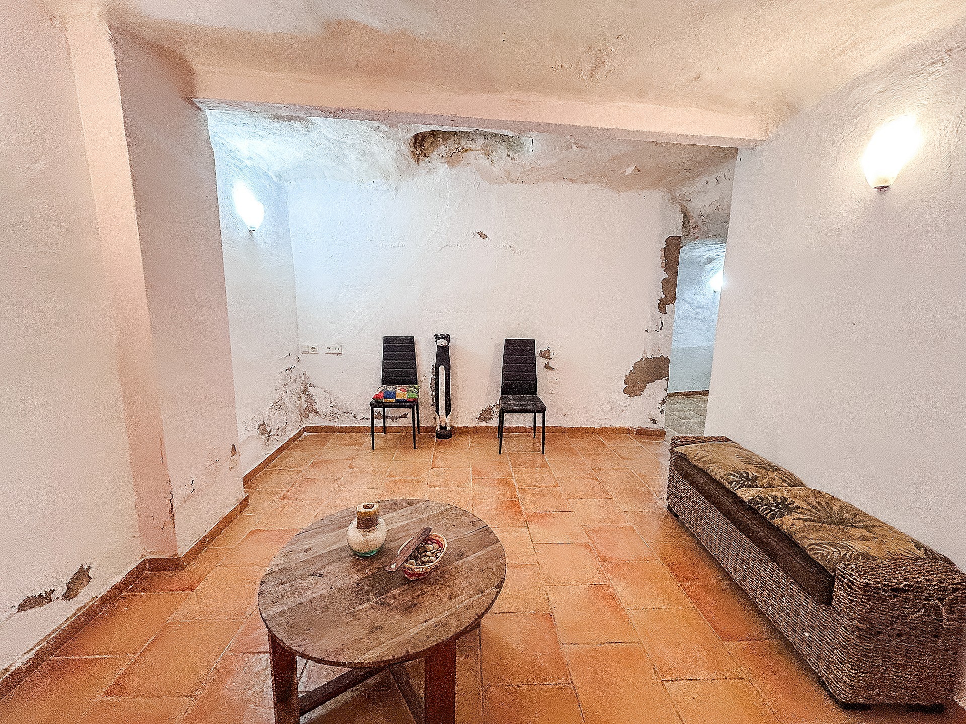 Sold - 4 Bedroom 1 Bathroom Cave House in Casas del Señor -  - Alicante