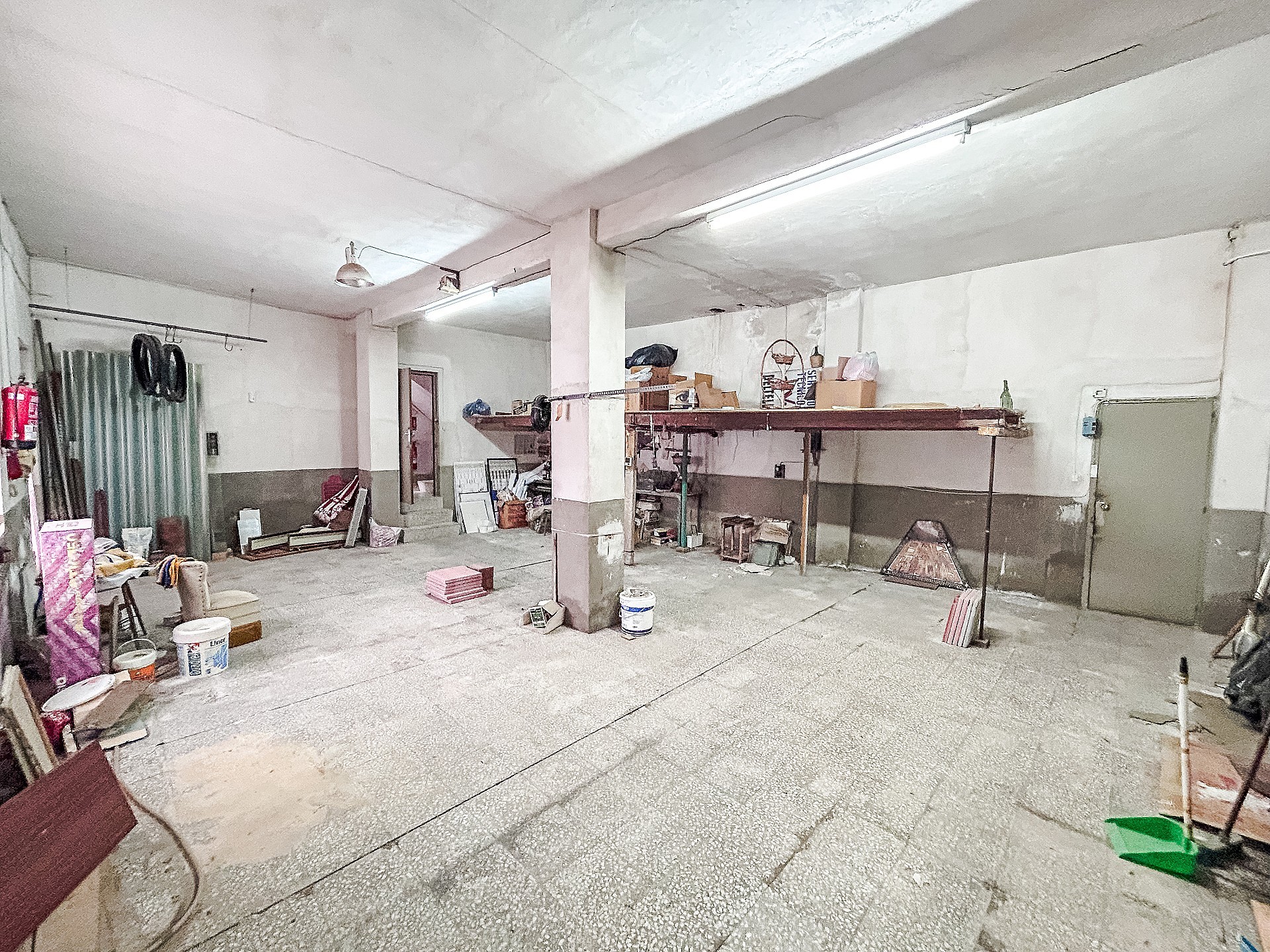 Resale - 6 Bedroom 4 Bathroom Restoration Project in Monóvar -  - Alicante