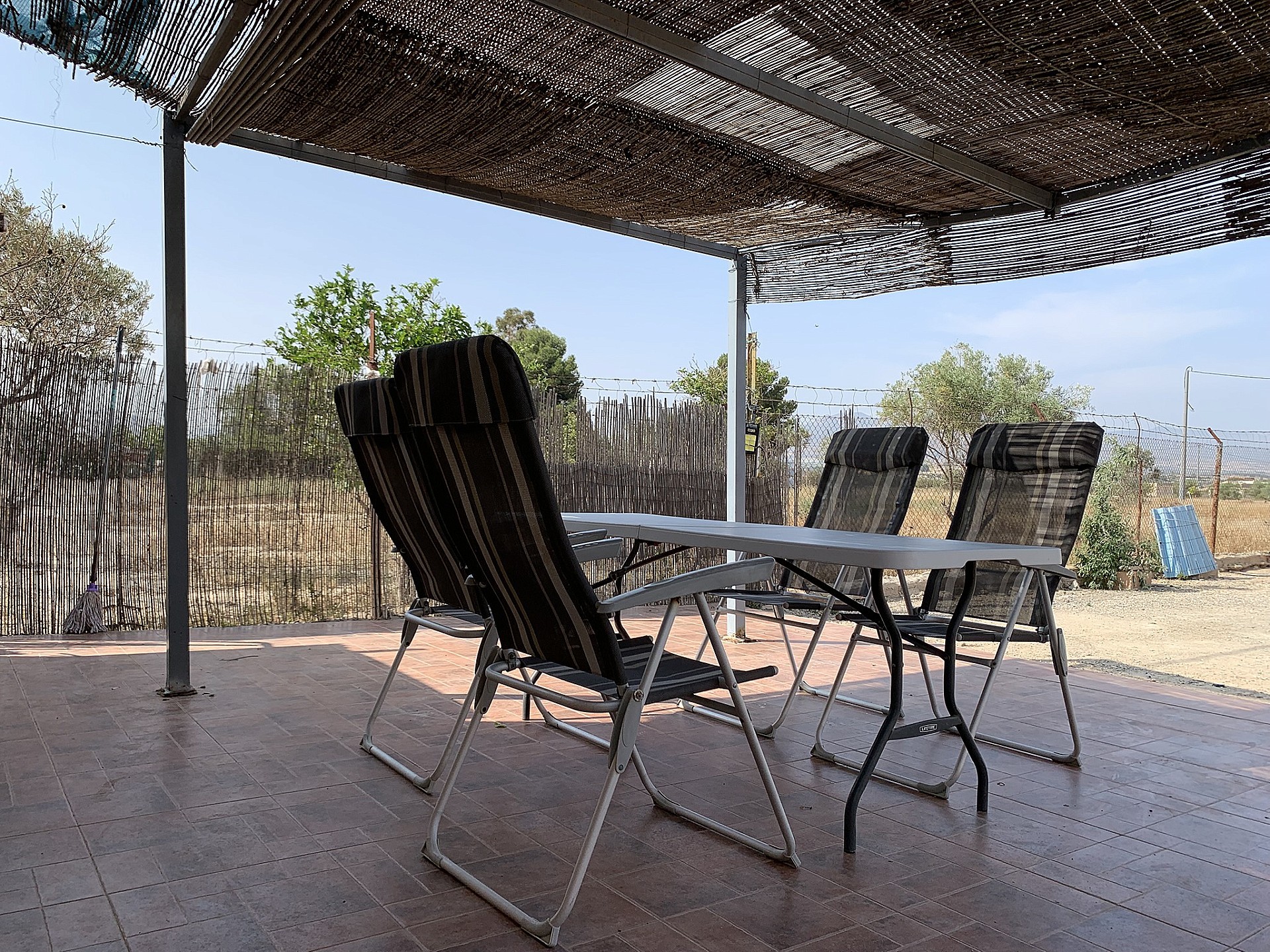 Resale - 3 Bedroom 2 Bathroom Country house in Aspe -  - Alicante