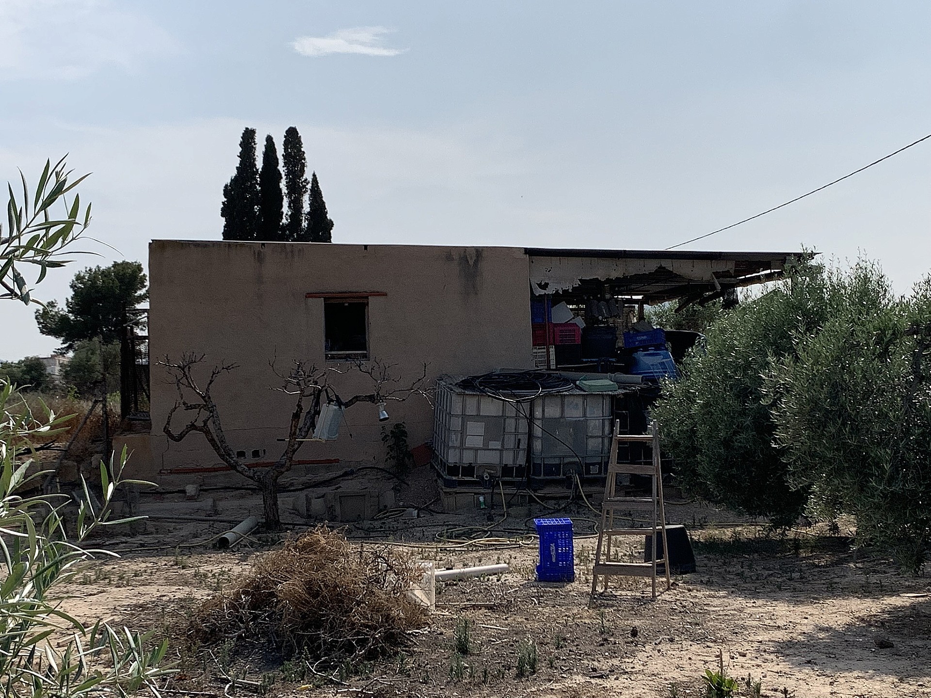 Resale - 3 Bedroom 2 Bathroom Country house in Aspe -  - Alicante