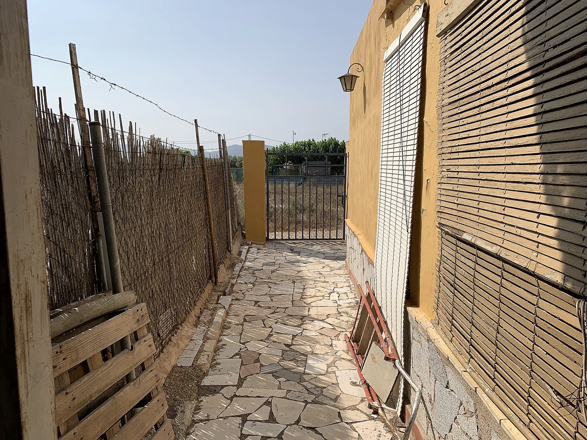 Resale - 3 Bedroom 2 Bathroom Country house in Aspe -  - Alicante