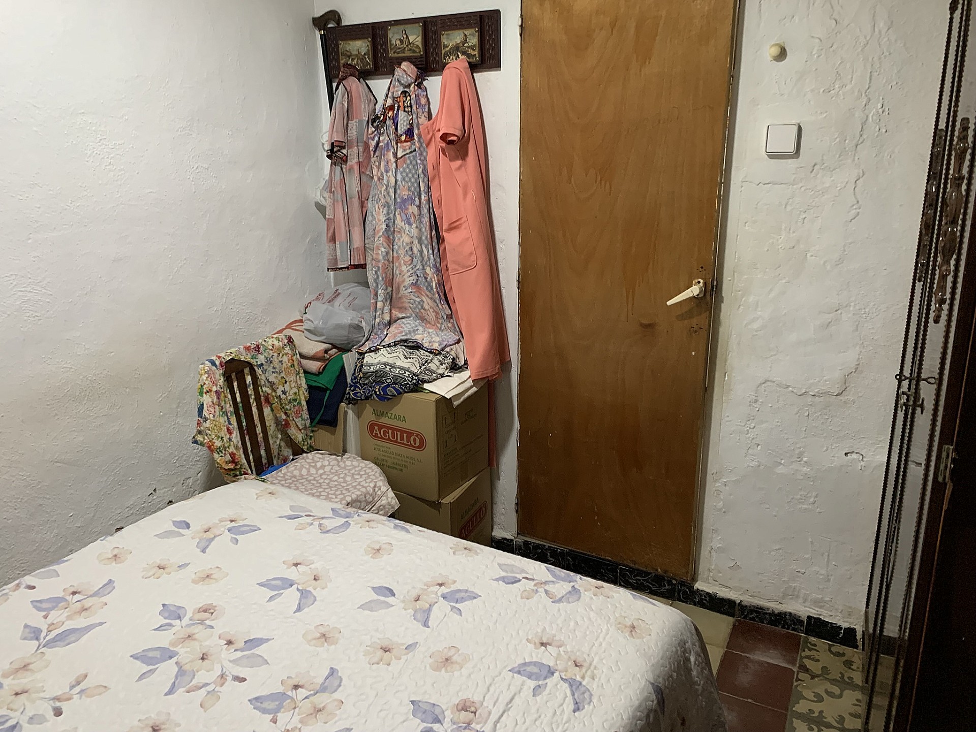 Resale - 3 Bedroom 2 Bathroom Country house in Aspe -  - Alicante