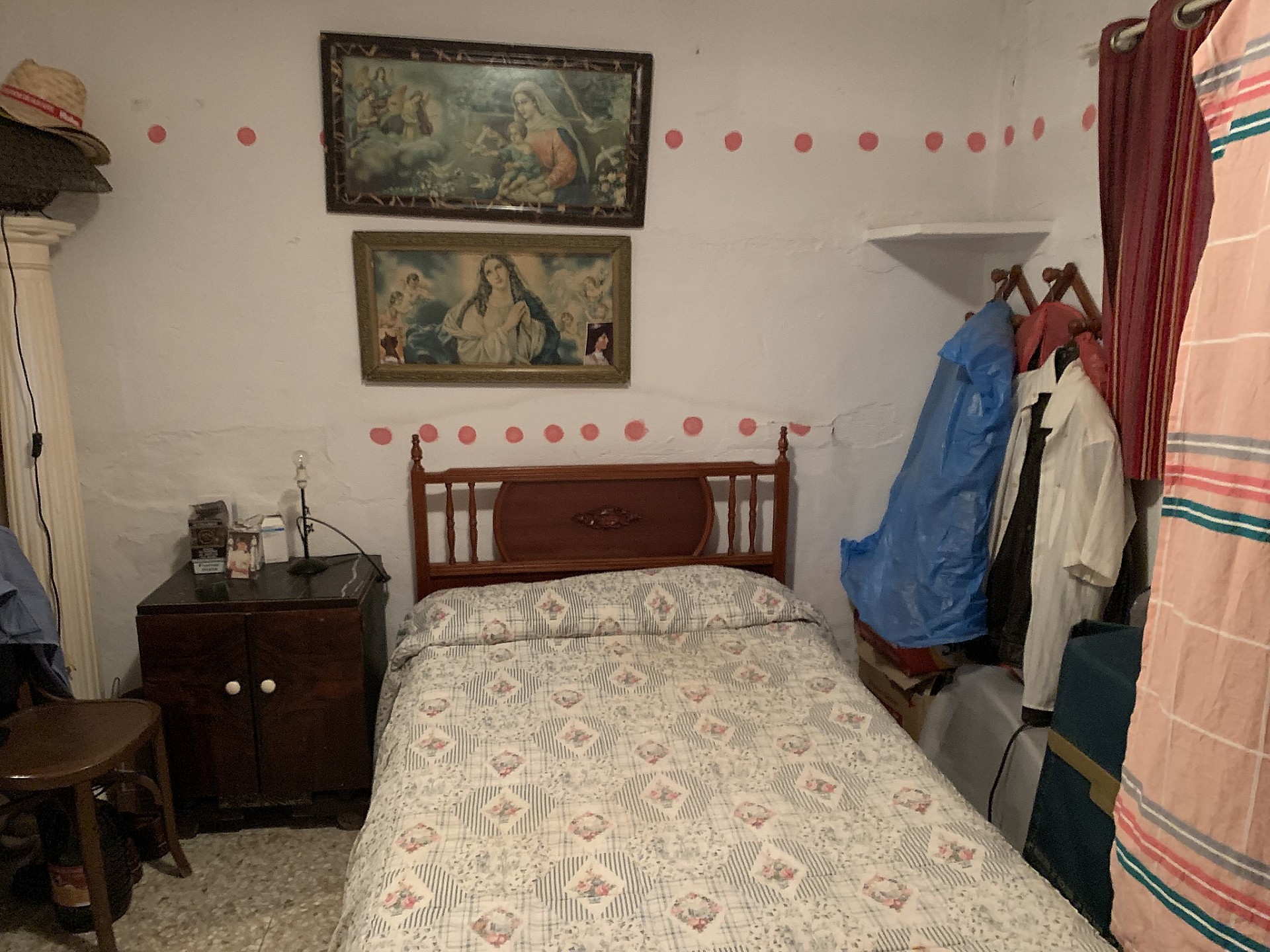 Resale - 3 Bedroom 2 Bathroom Country house in Aspe -  - Alicante