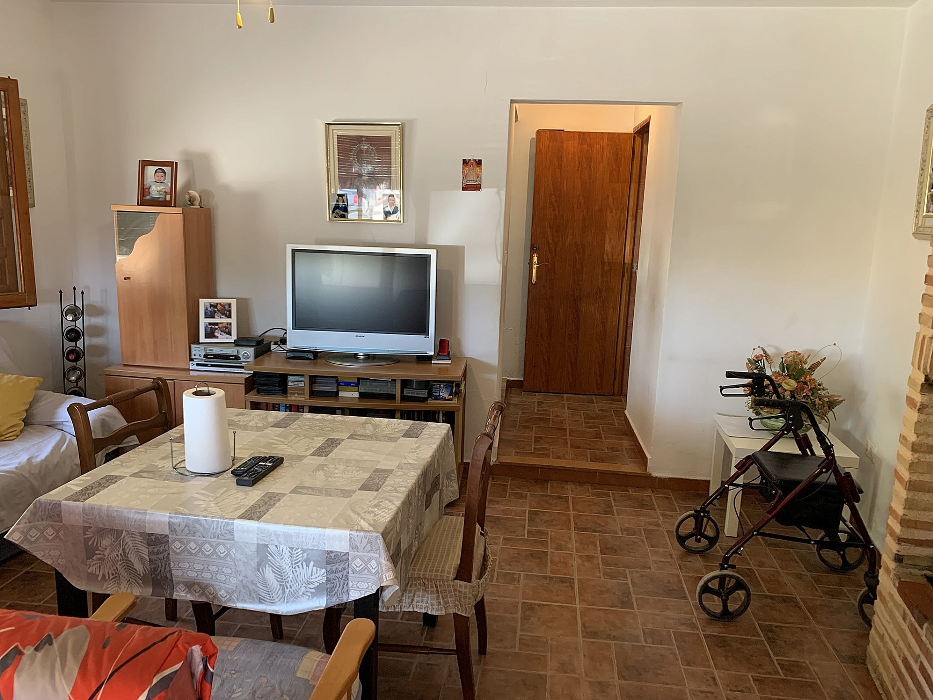 Resale - 3 Bedroom 2 Bathroom Country house in Aspe -  - Alicante