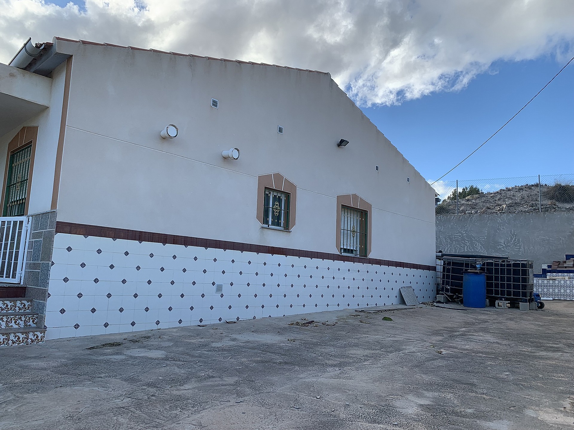 Sold - 3 Bedroom 2 Bathroom Villa in Macisvenda -  - Murcia