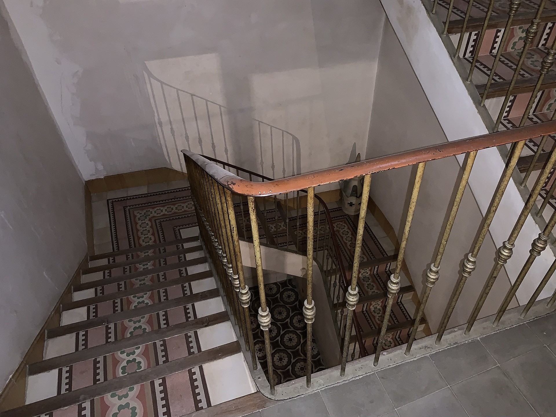 Sold - 7 Bedroom 1 Bathroom Townhouse in Agost -  - Alicante