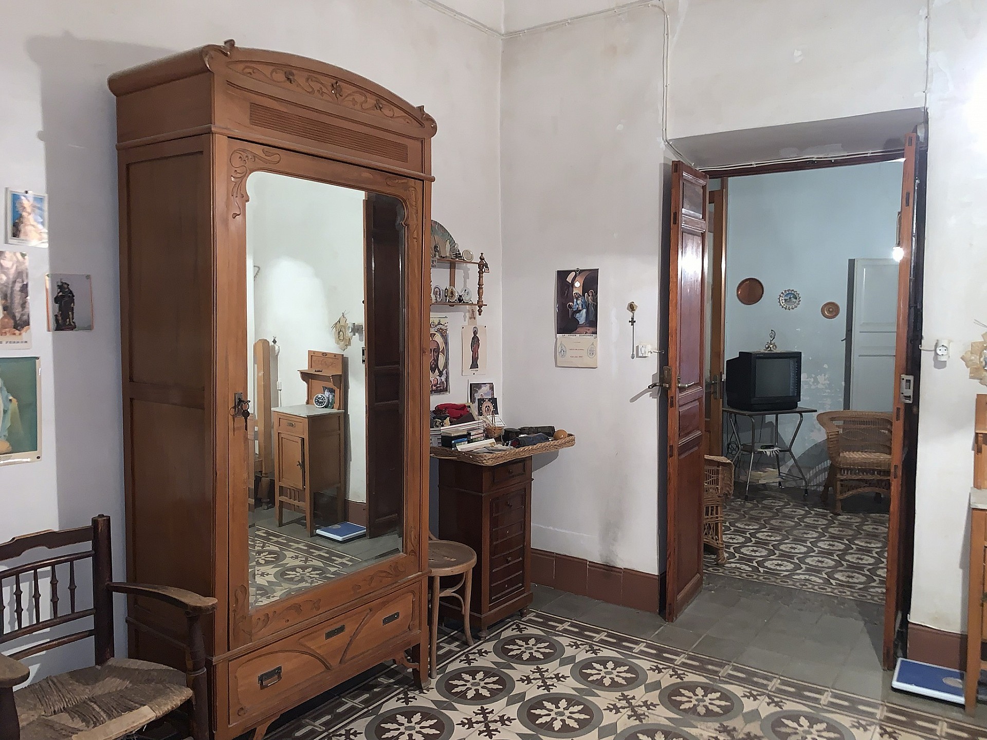 Sold - 7 Bedroom 1 Bathroom Townhouse in Agost -  - Alicante