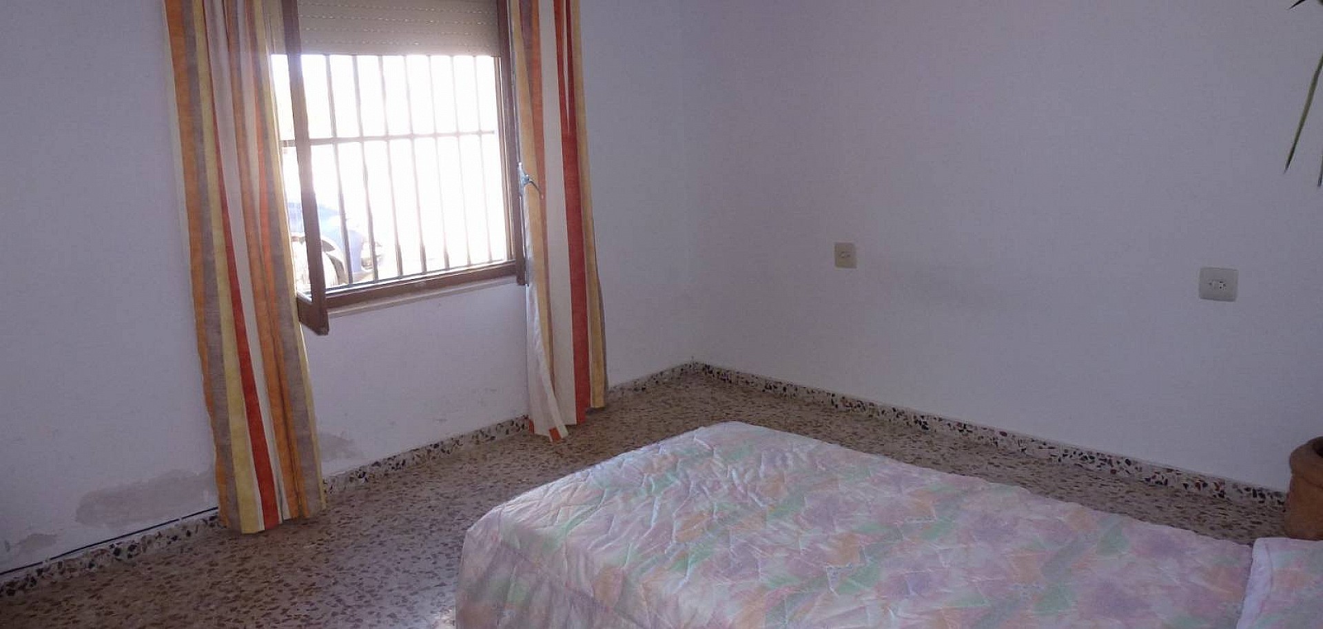 Sold - 3 Bedroom 1 Bathroom Cave House in Canalosa -  - Alicante