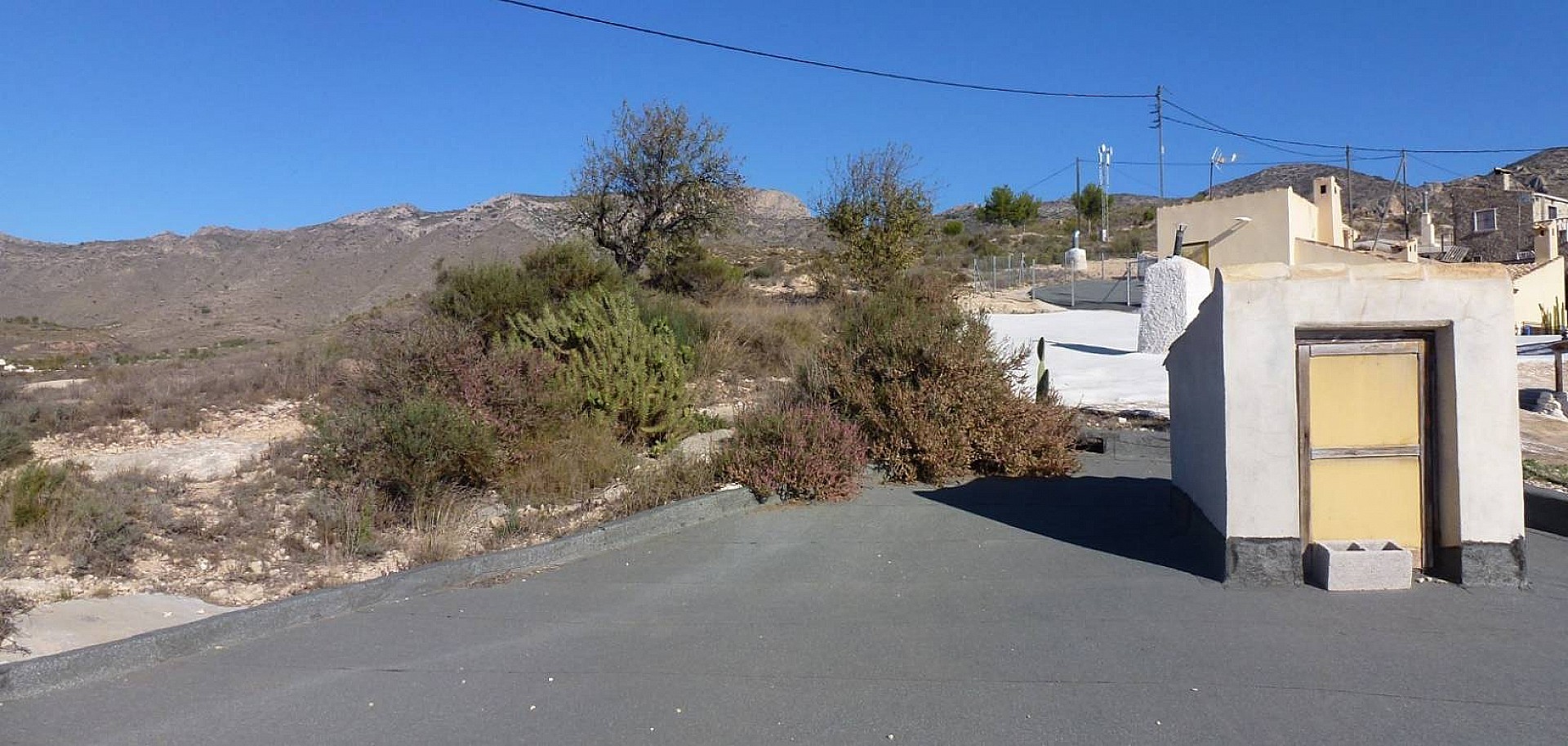 Sold - 3 Bedroom 1 Bathroom Cave House in Canalosa -  - Alicante