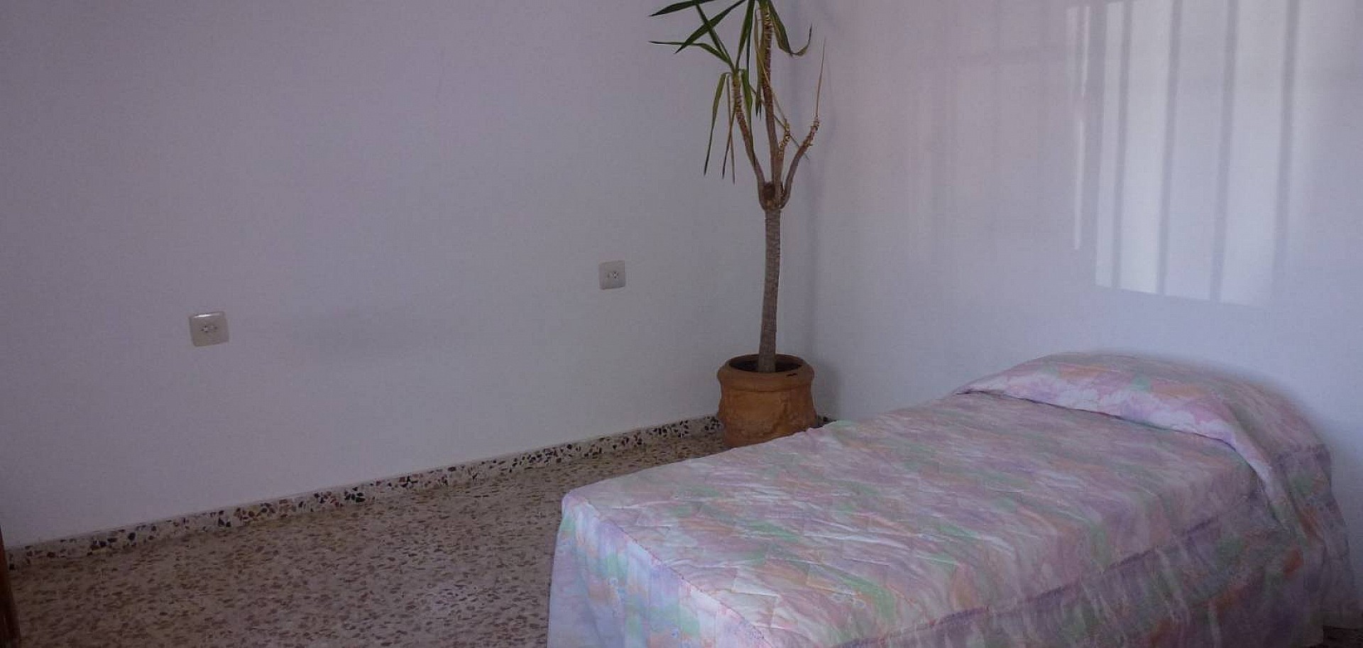 Sold - 3 Bedroom 1 Bathroom Cave House in Canalosa -  - Alicante