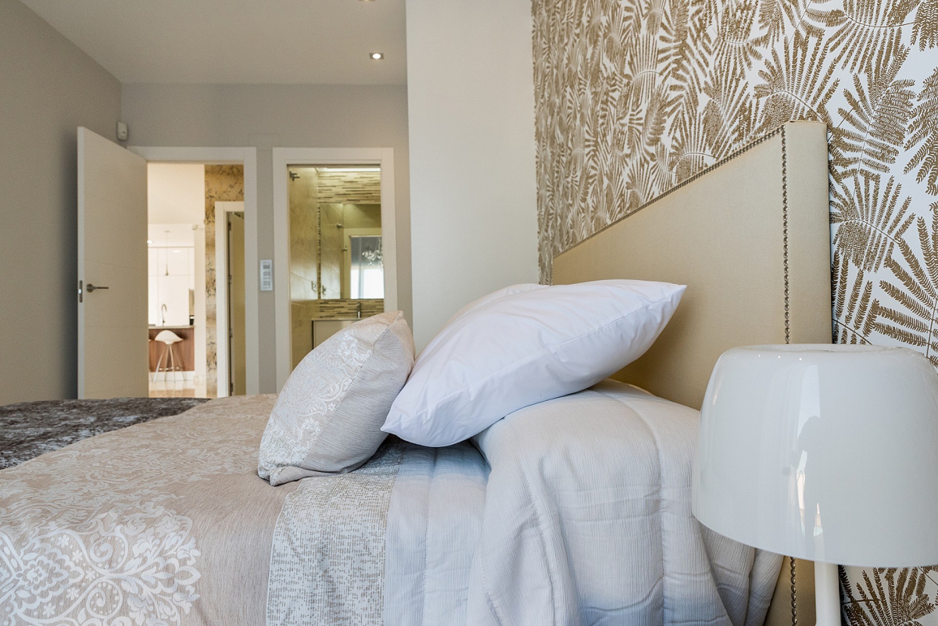 Resale - 3 Bedroom 2 Bathroom Villa in Villamartin -  - Alicante
