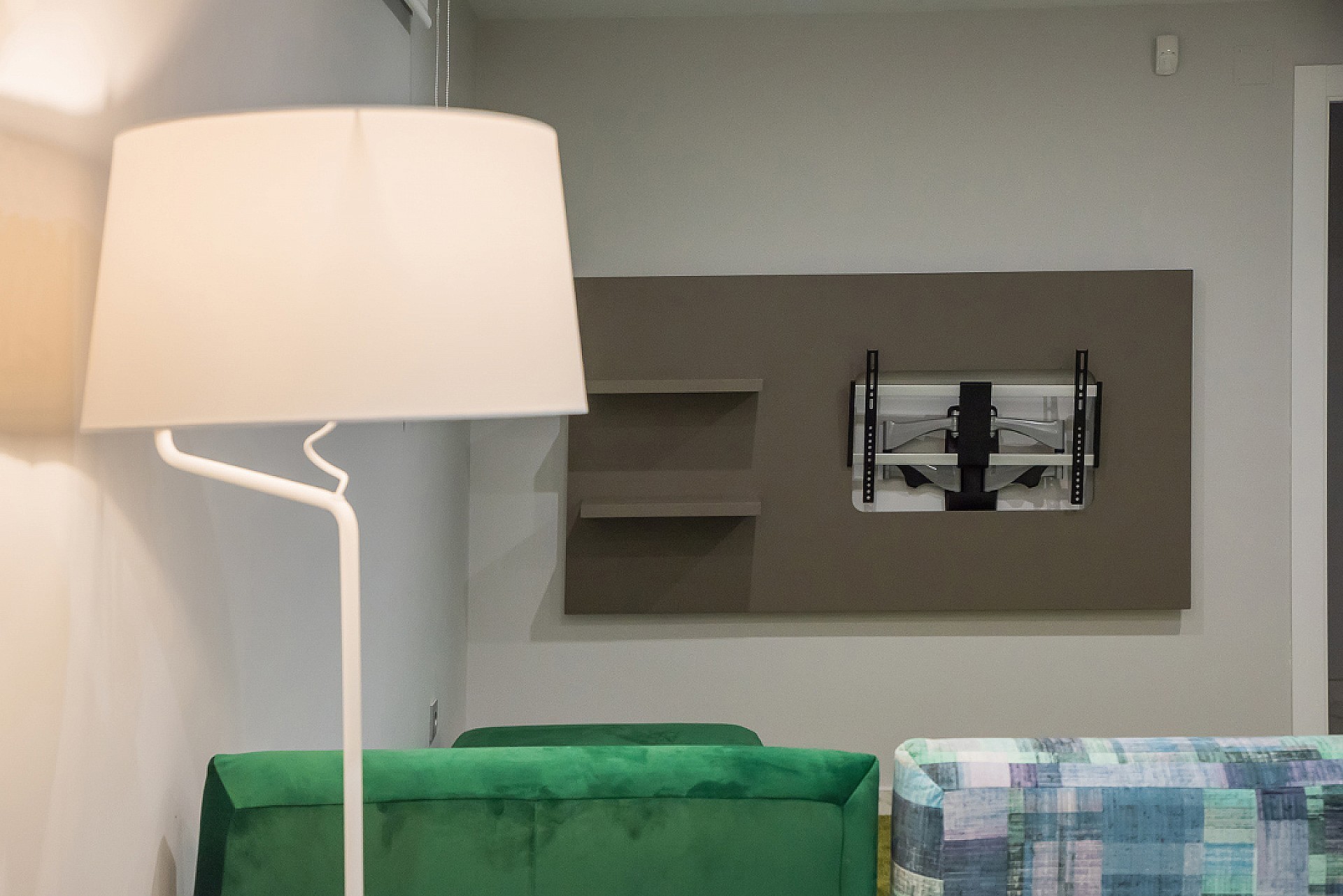 Resale - 3 Bedroom 2 Bathroom Villa in Villamartin -  - Alicante