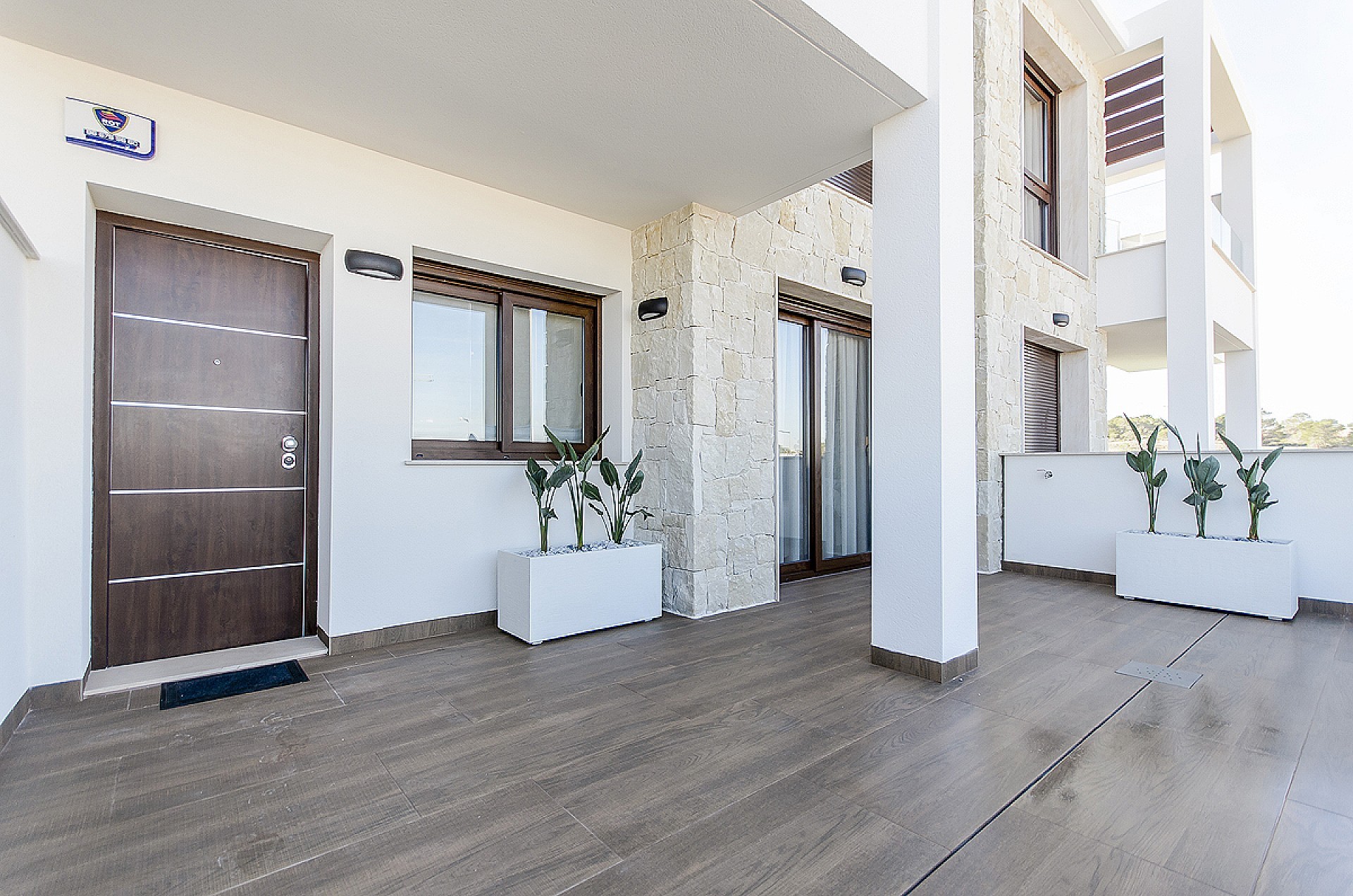 Resale - 2 Bedroom 2 Bathroom Apartment in Torrevieja -  - Alicante