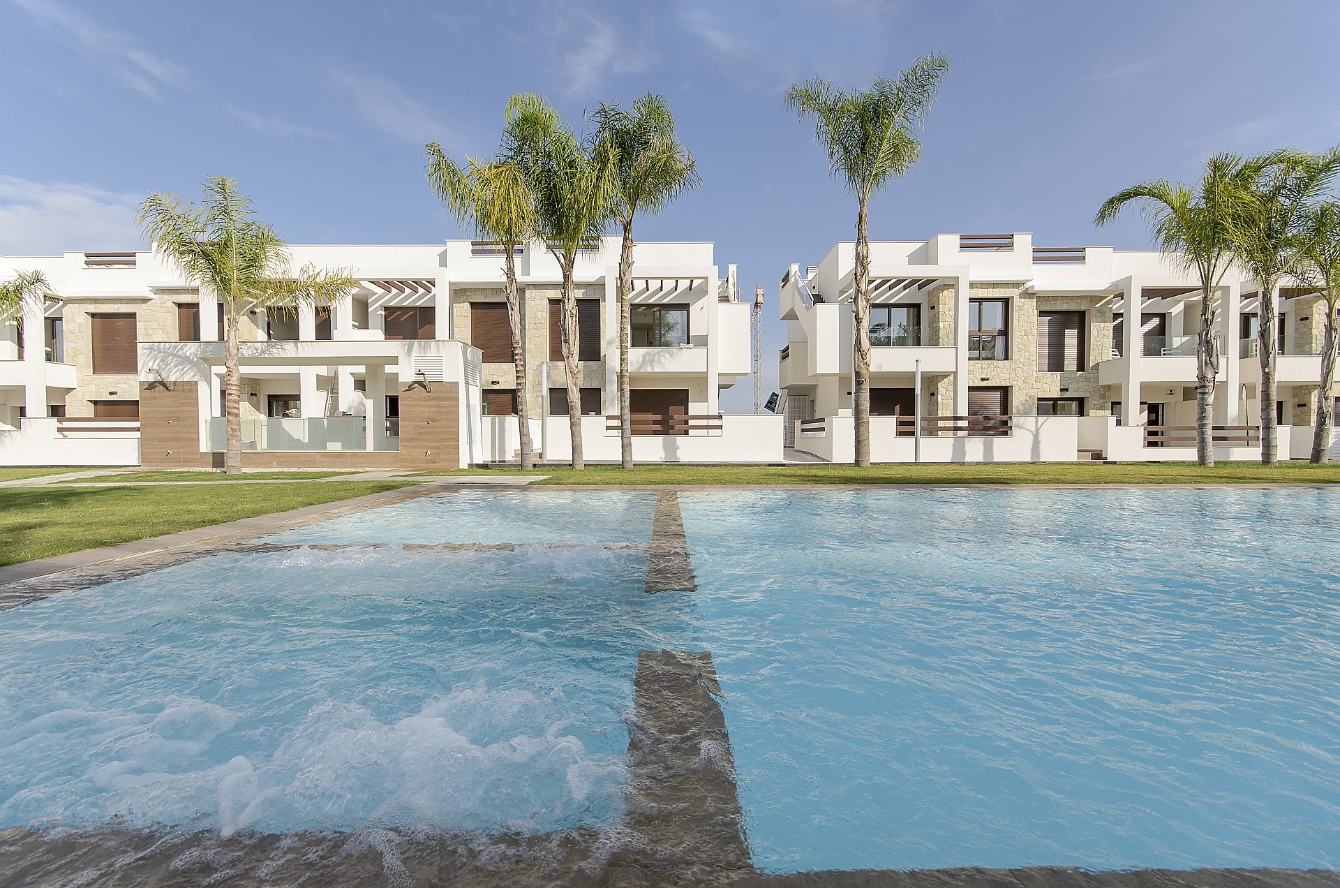 Resale - 2 Bedroom 2 Bathroom Apartment in Torrevieja -  - Alicante