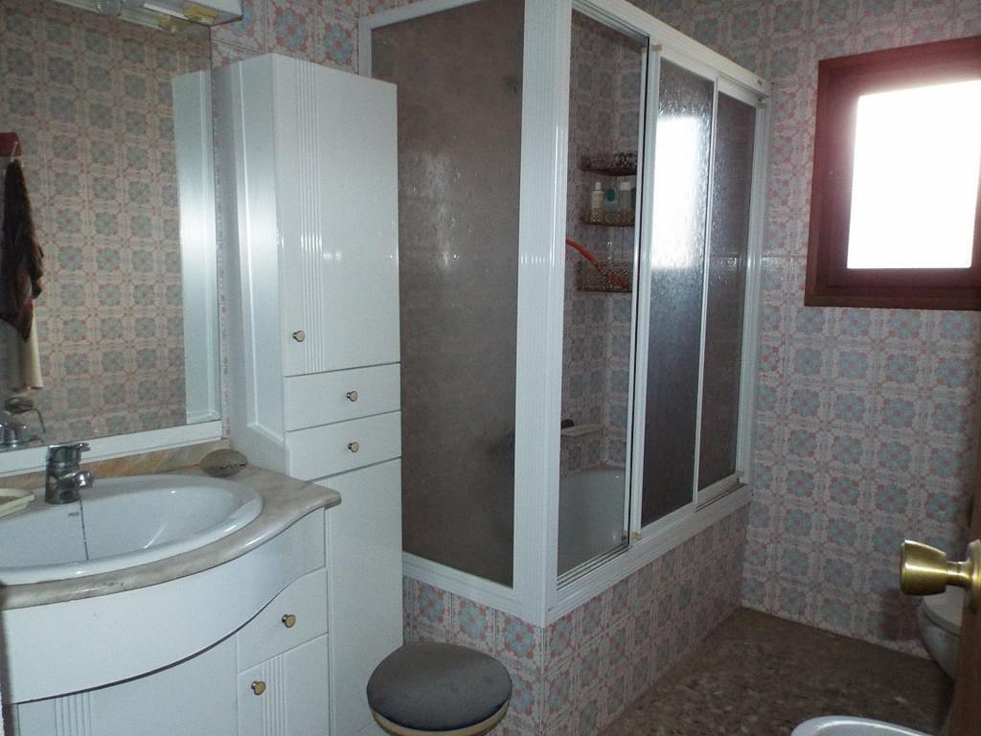 Resale - 4 Bedroom 3 Bathroom Apartment in Caudete -  - Albacete