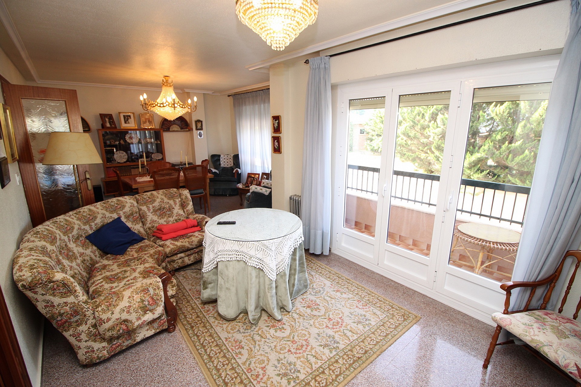 Resale - 4 Bedroom 3 Bathroom Townhouse in Monóvar -  - Alicante